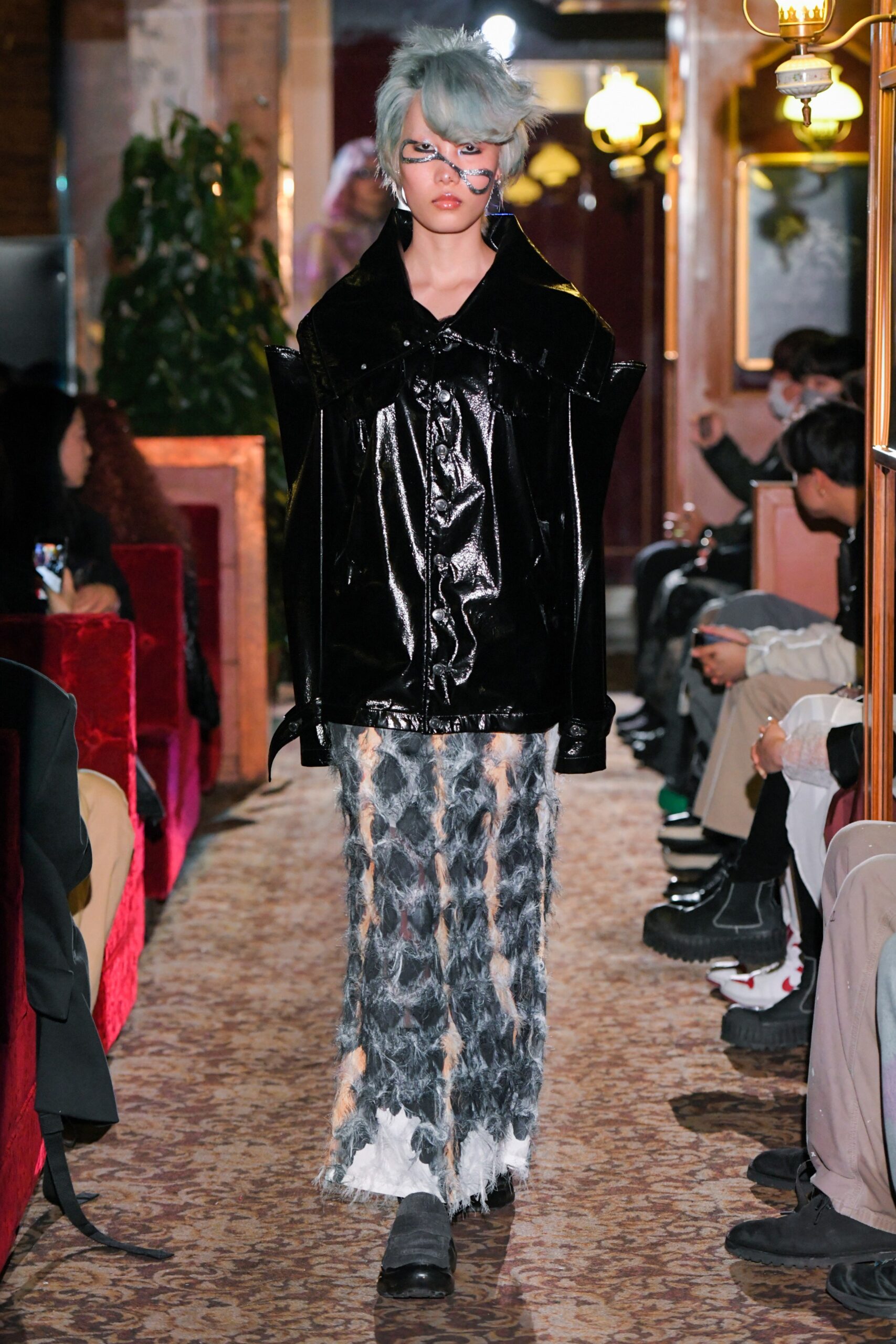 Yueqi Qi Tokyo F/W 23 Look 3