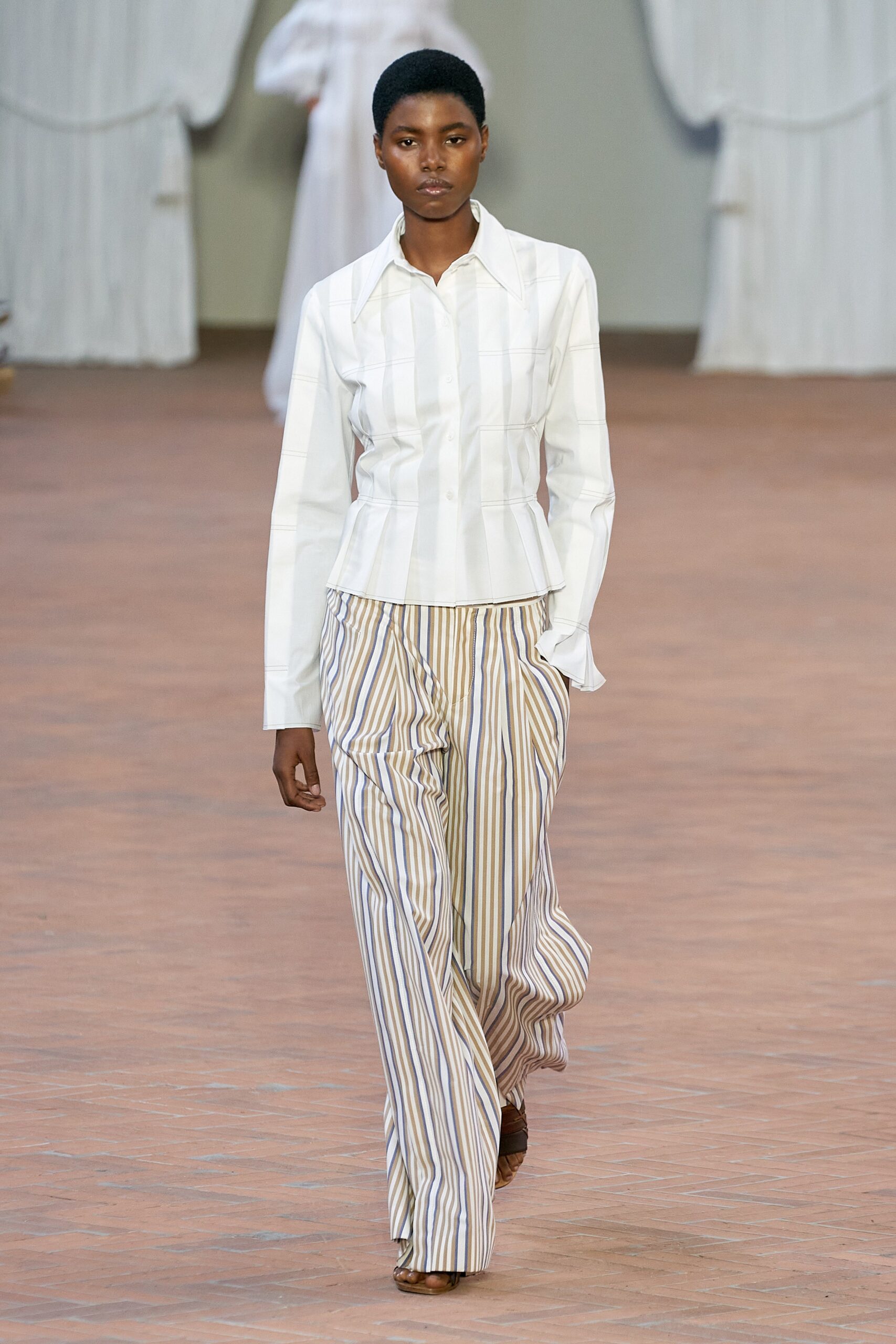 Alberta Ferretti S/S 24 Look 30