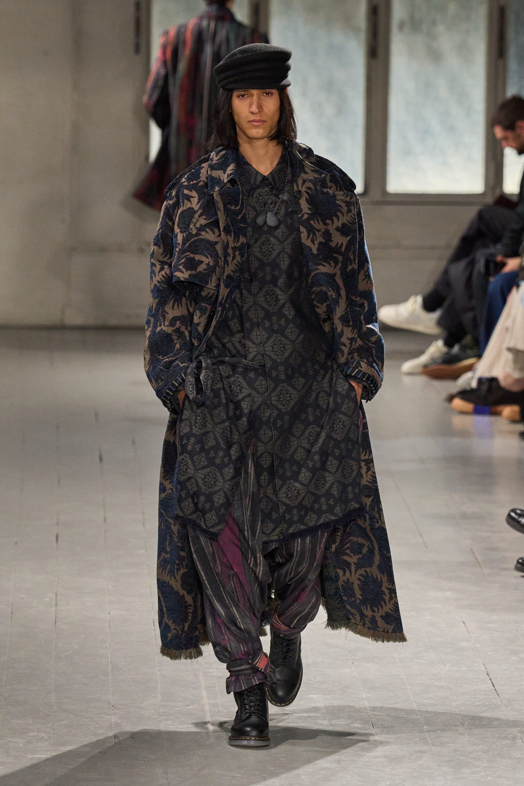 Yohji Yamamoto F/W 23 Menswear Look 4