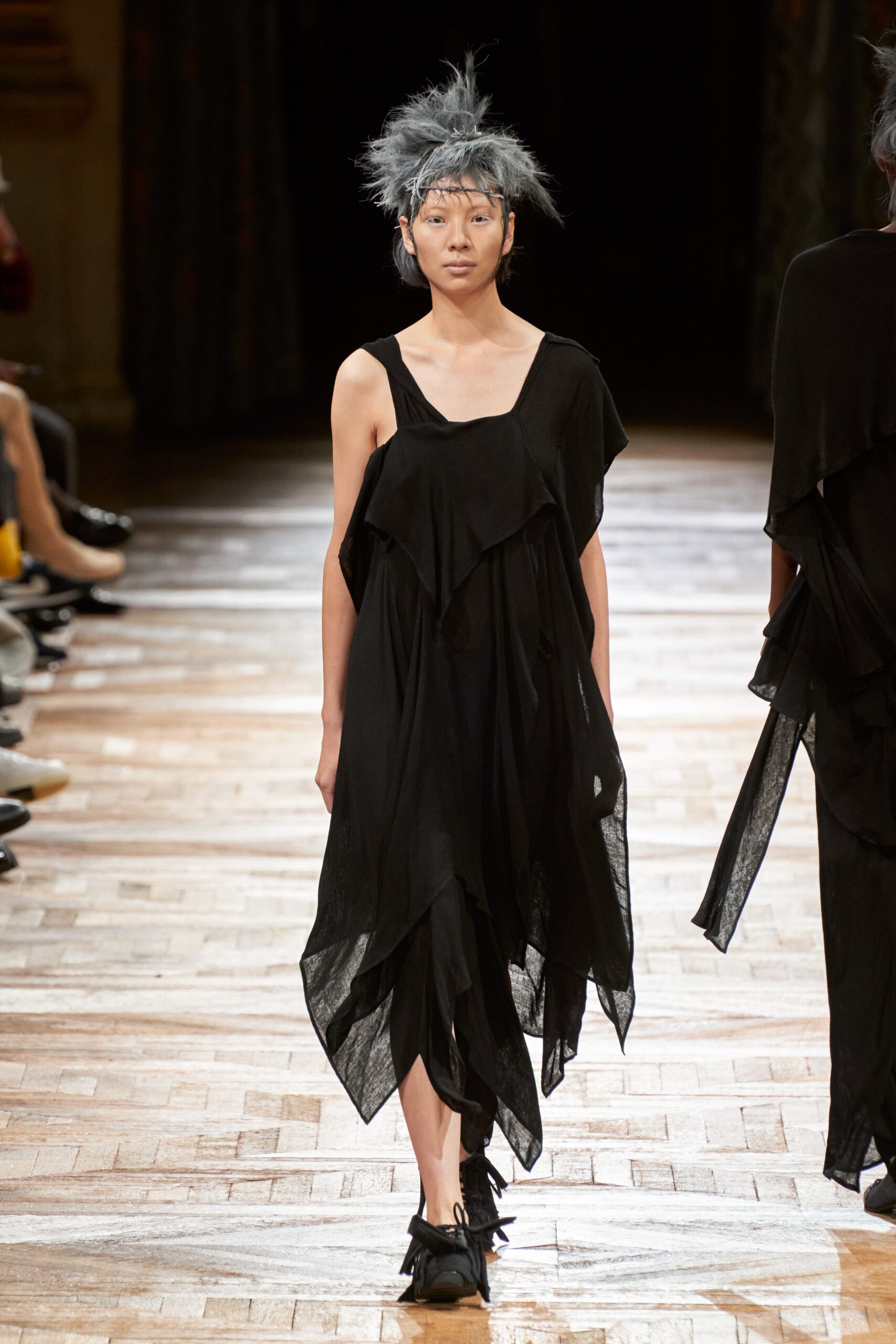 Yohji Yamamoto S/S 22 Look 5