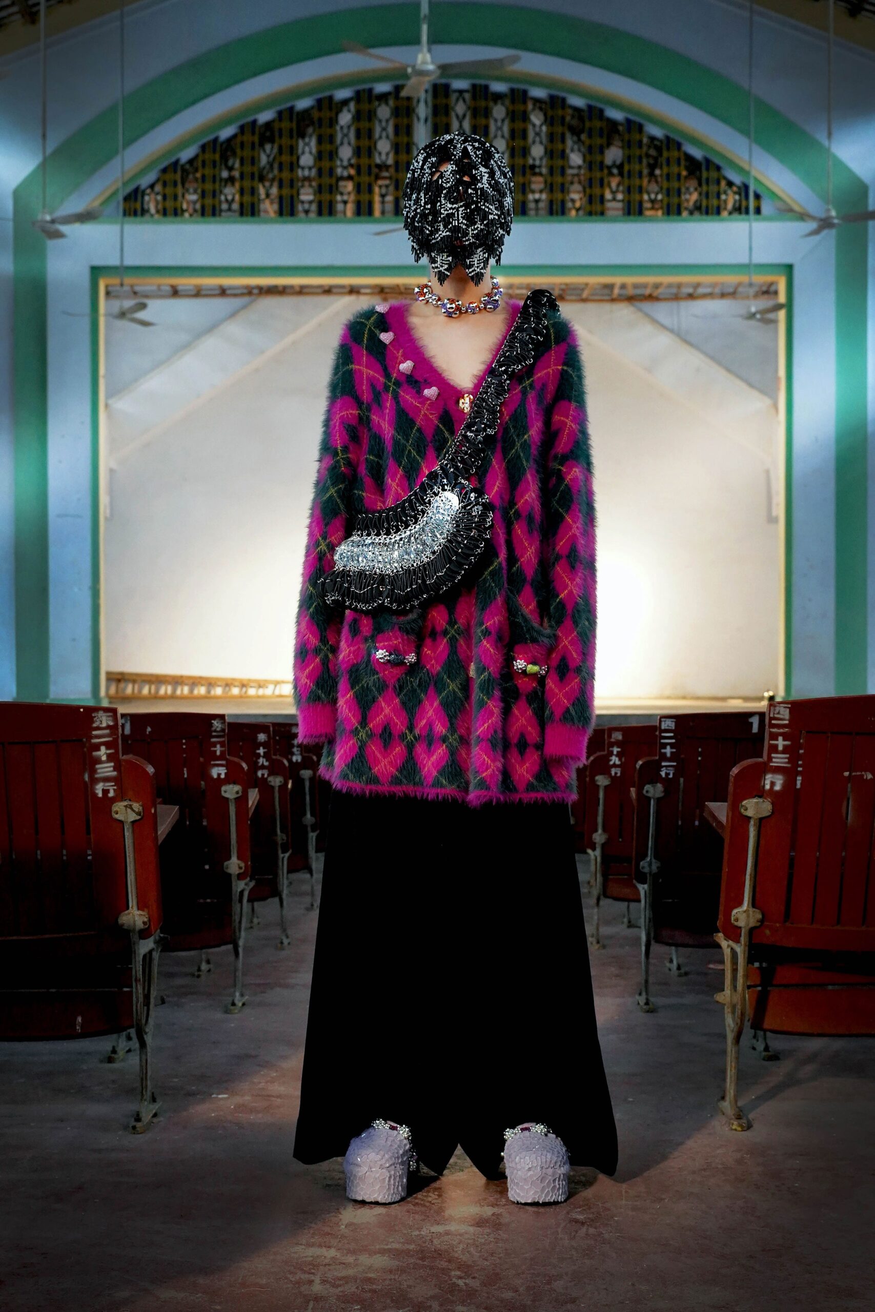 Yueqi Qi Shanghai F/W 22 Look 5