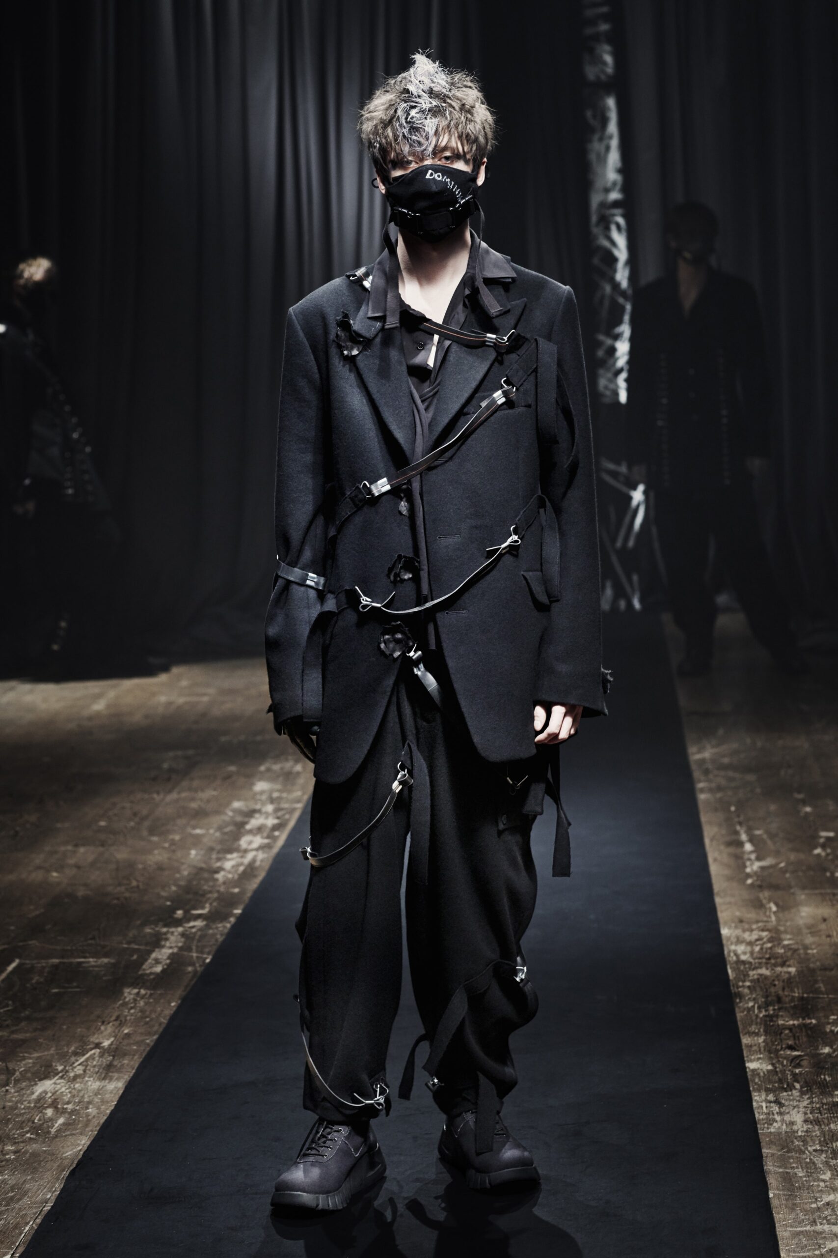 Yohji Yamamoto F/W 21 Menswear Look 6