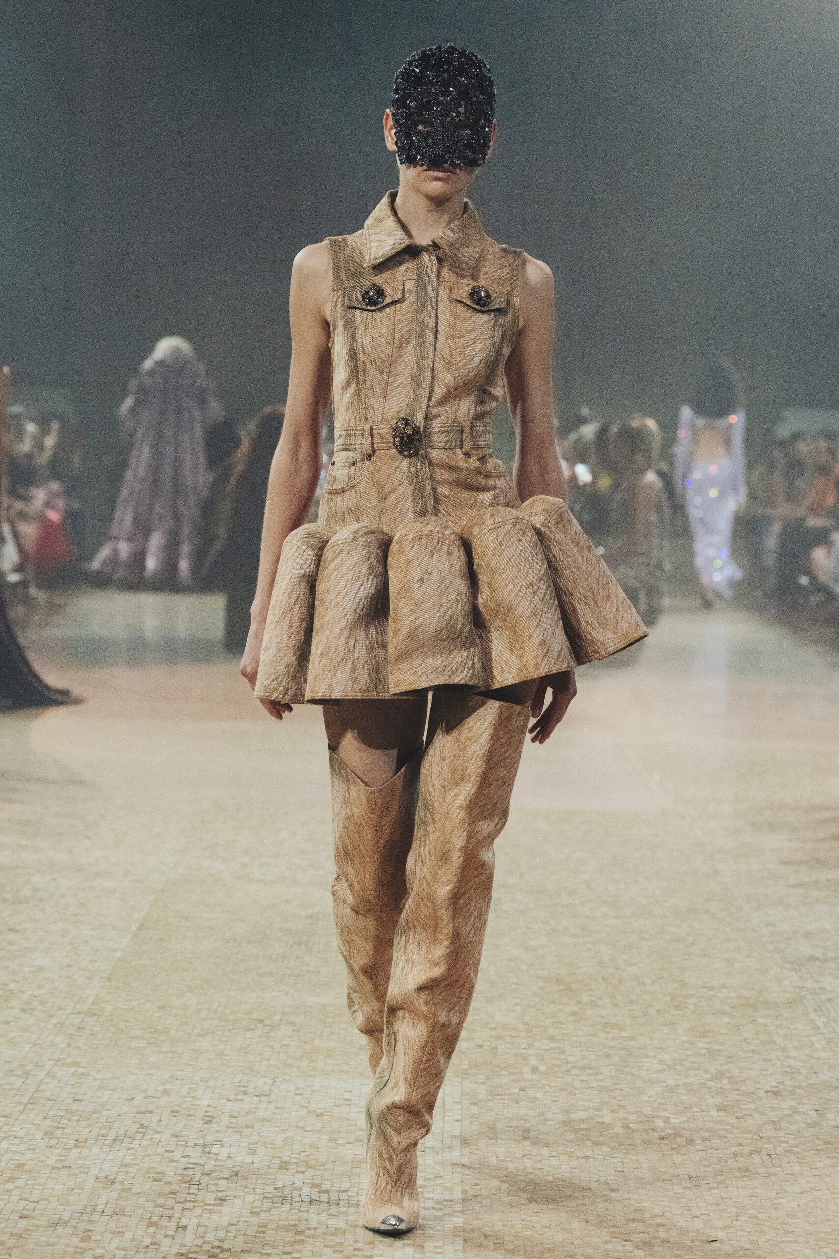Area F/W 23 Look 65