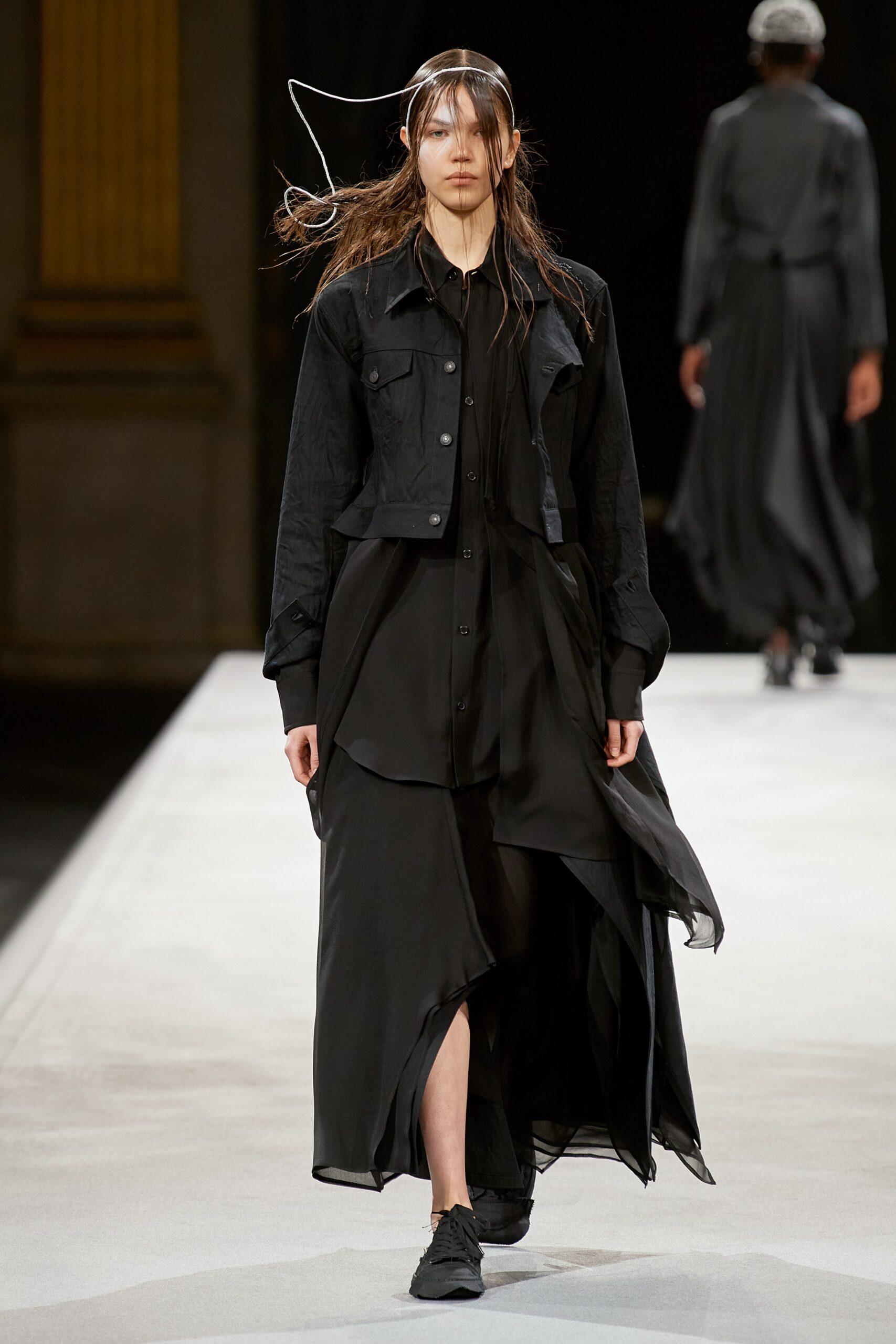 Yohji Yamamoto F/W 22 Look 6