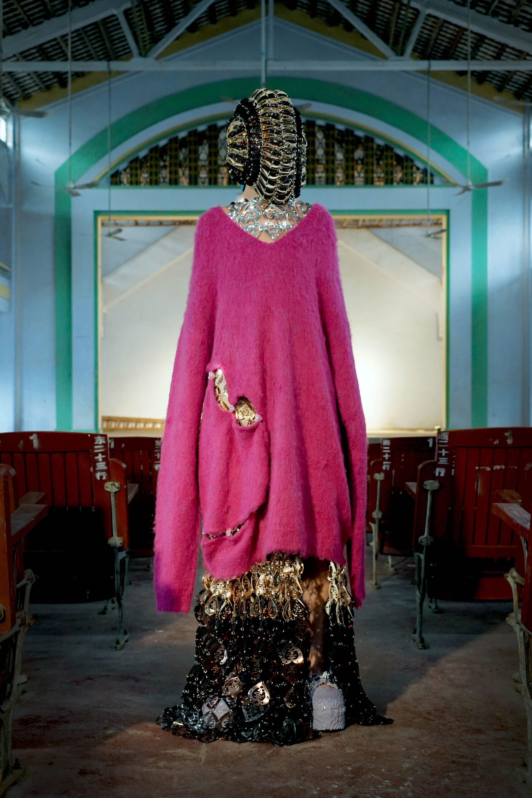 Yueqi Qi Shanghai F/W 22 Look 6