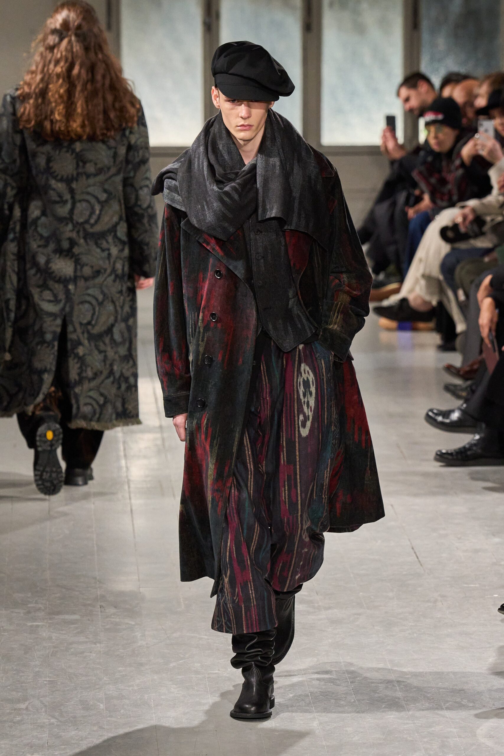 Yohji Yamamoto F/W 23 Menswear Look 7