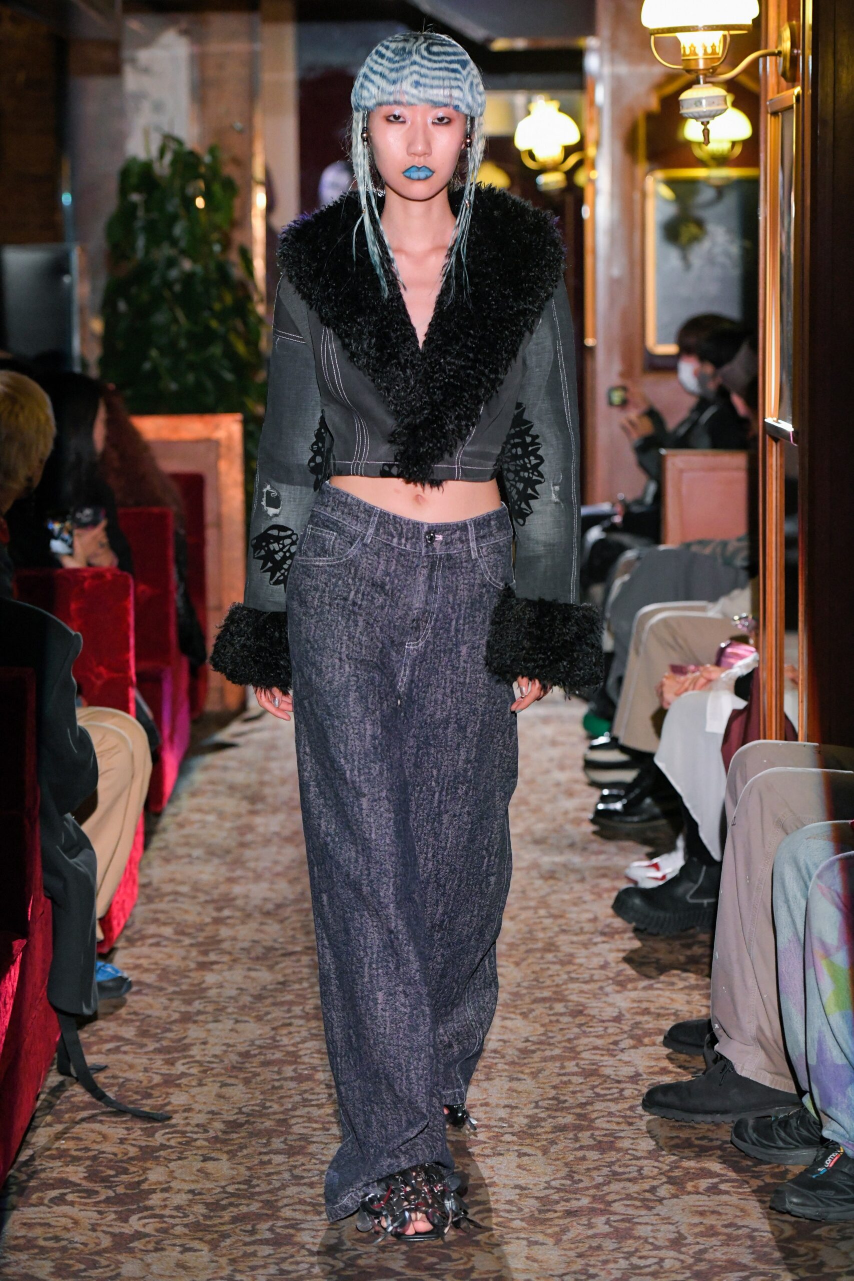 Yueqi Qi Tokyo F/W 23 Look 7