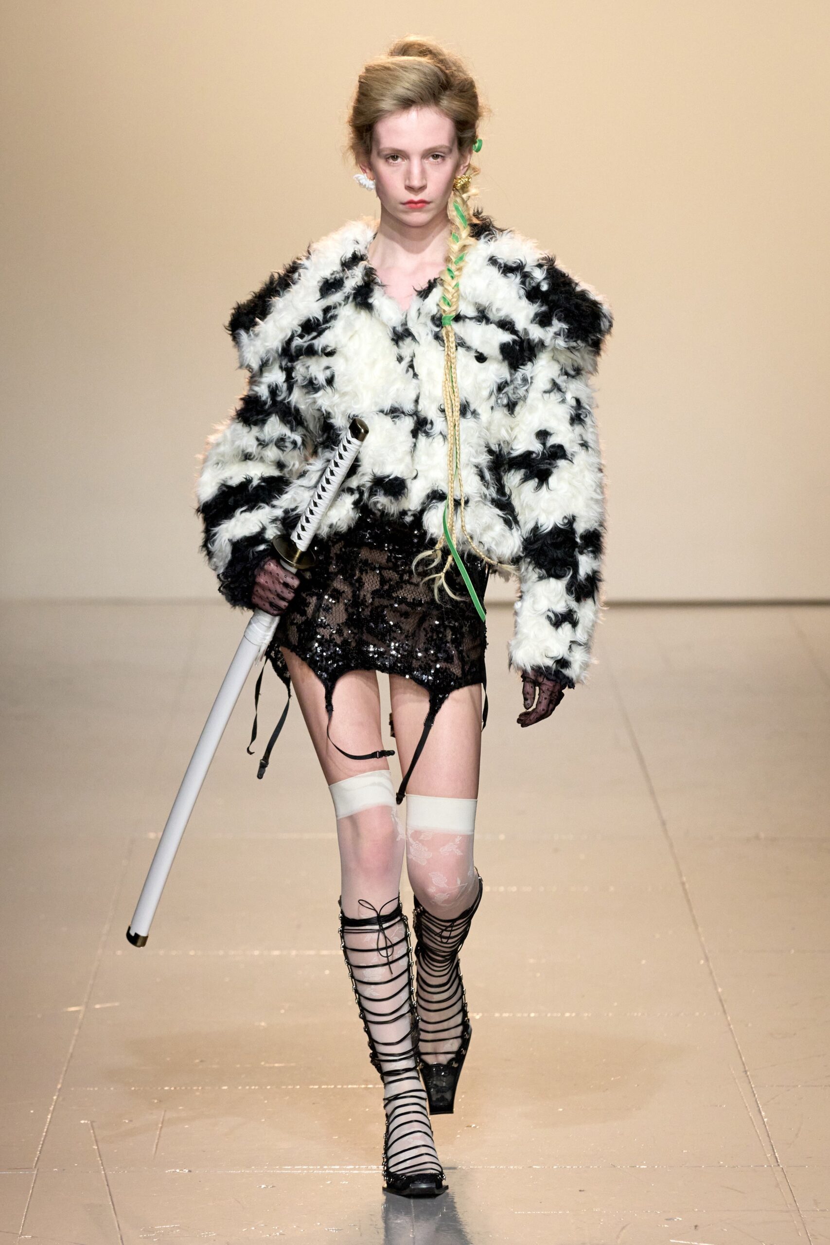 Yuhan Wang F/W 23 Look 7