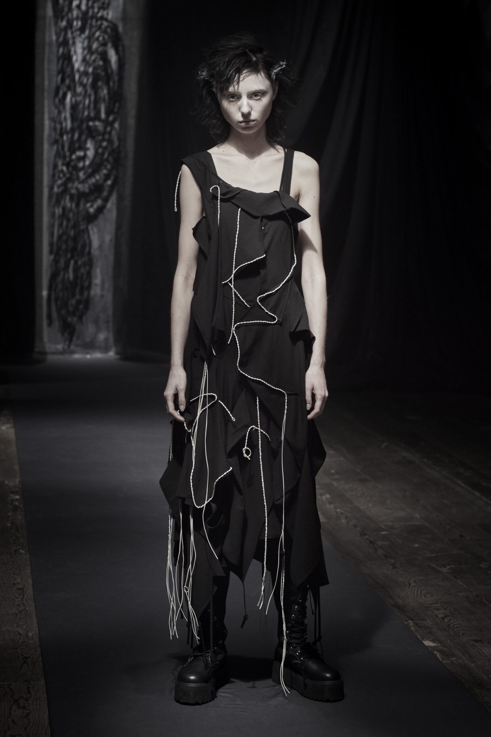 Yohji Yamamoto F/W 21 Look 8