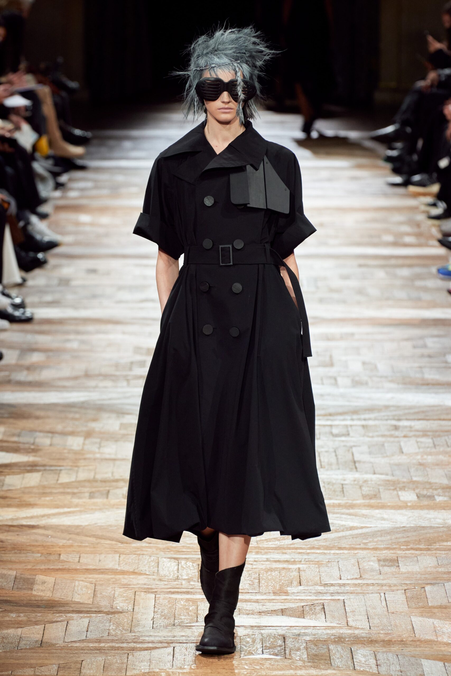 Yohji Yamamoto S/S 22 Look 8