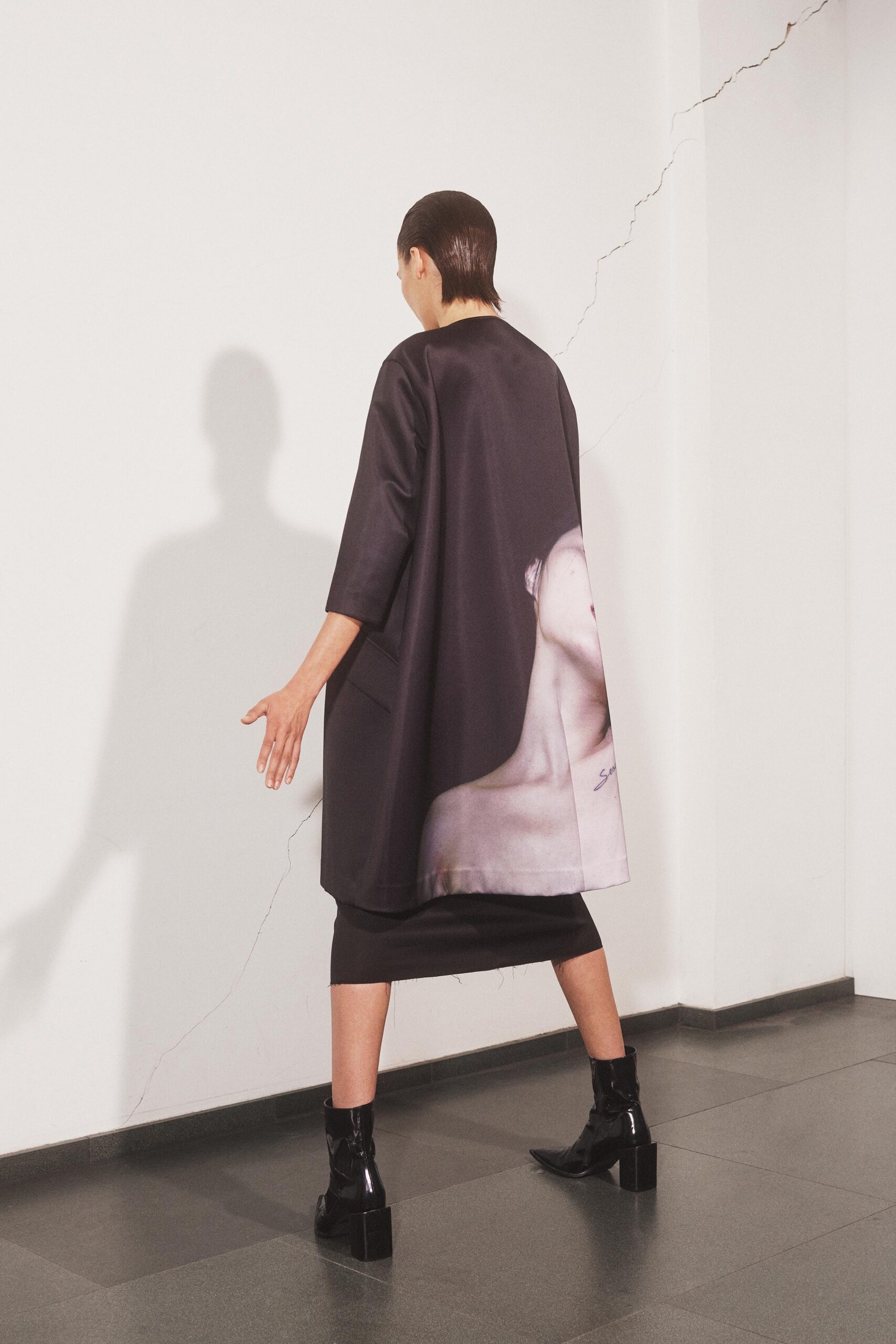 Yang Li Resort 20 Look 11
