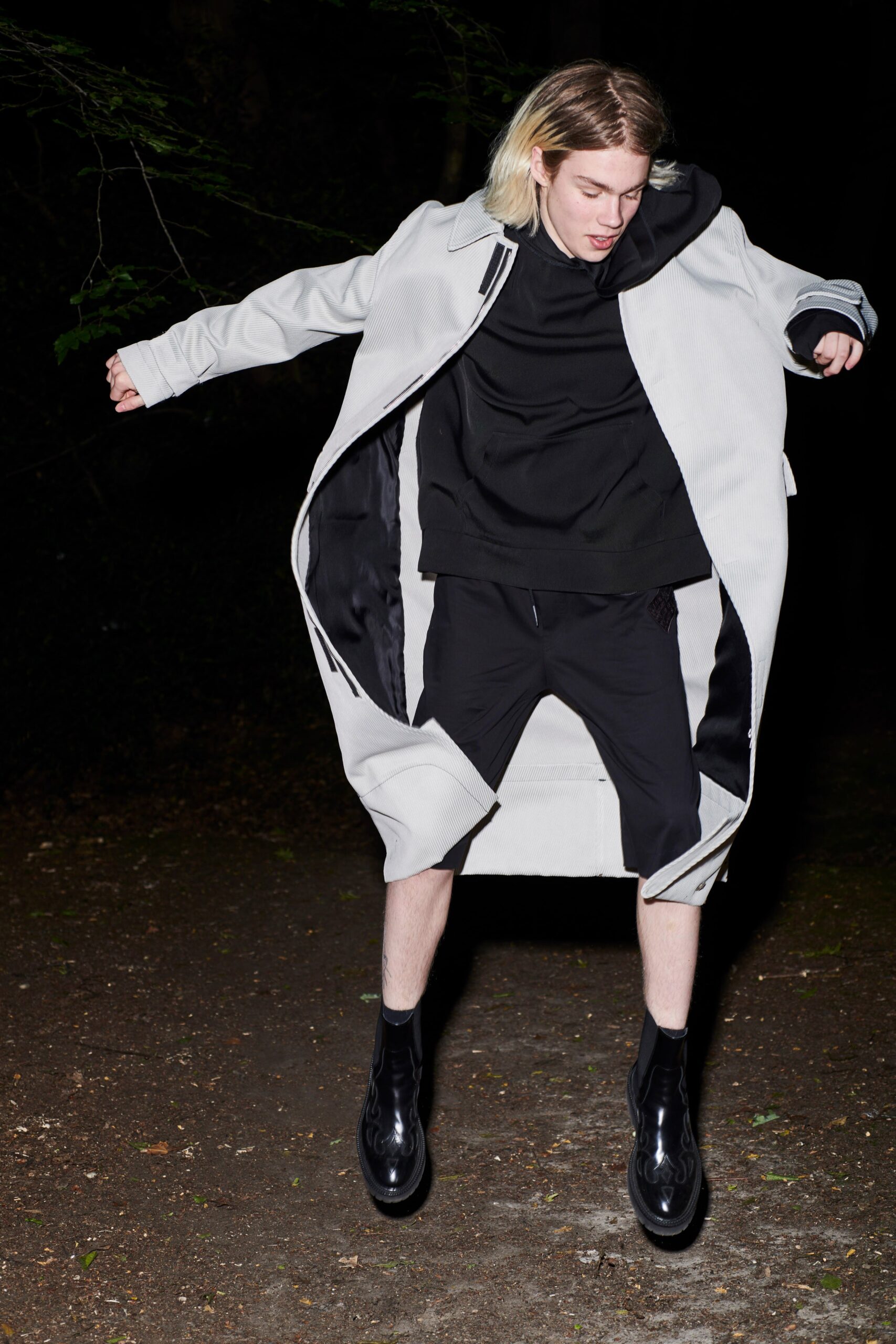 Yang Li S/S 19 Menswear Look 11