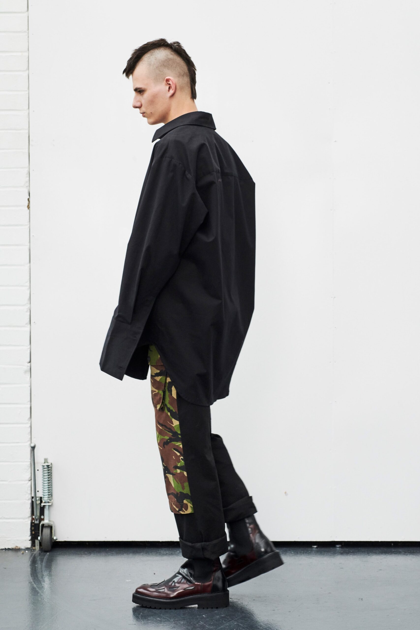 Yang Li S/S 19 Menswear Look 12