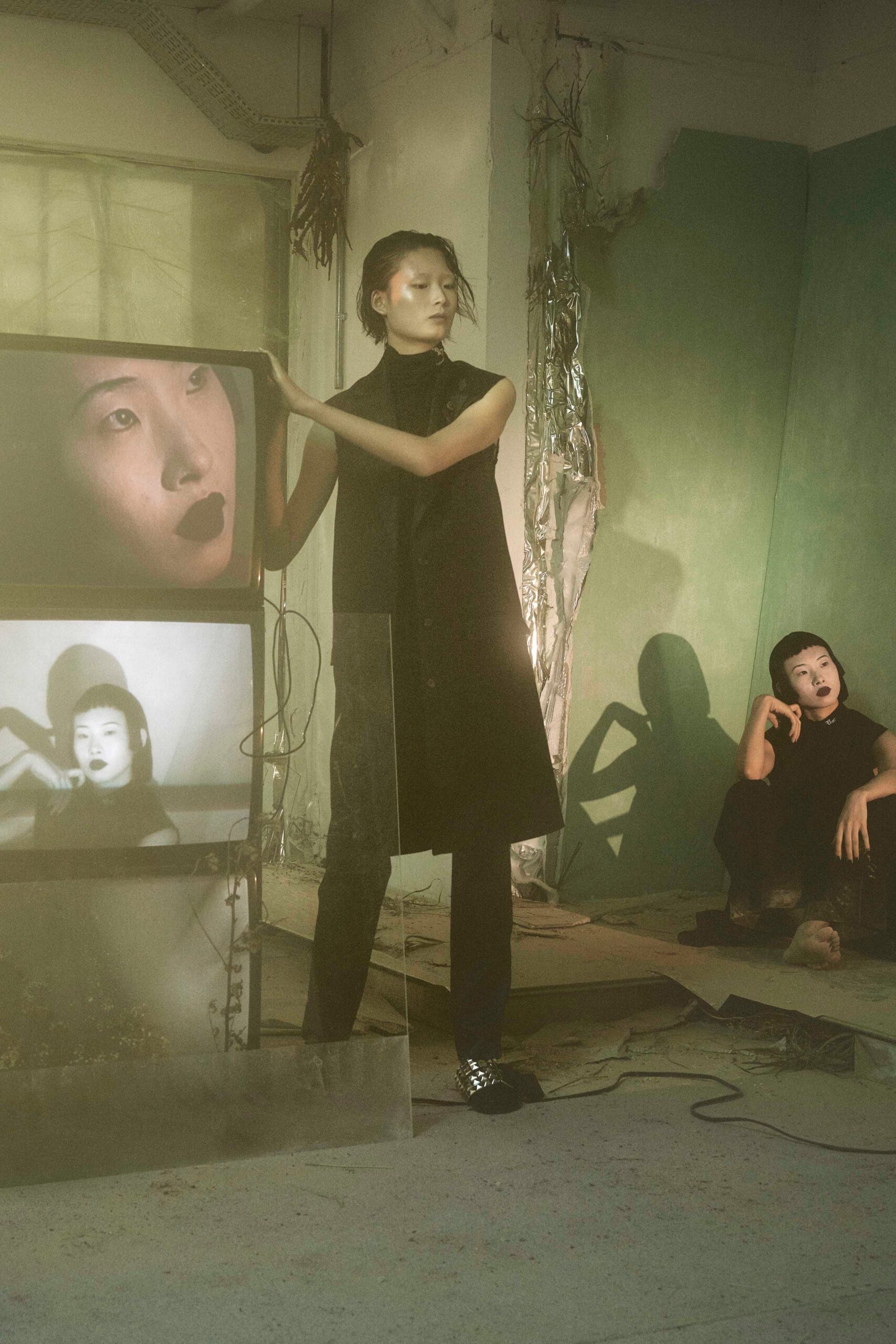 Yang Li S/S 19 Look 12