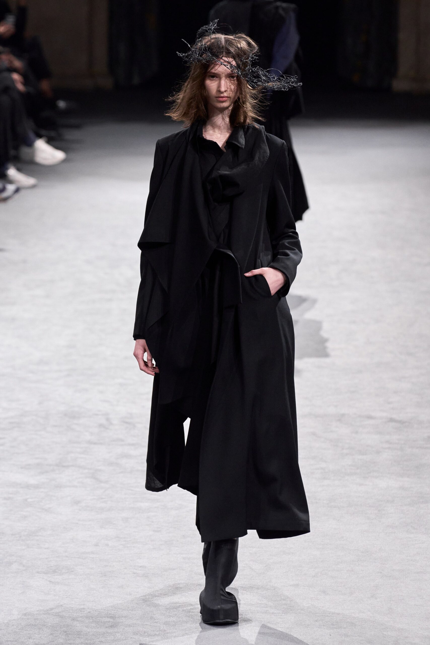 Yohji Yamamoto F/W 23 Look 12