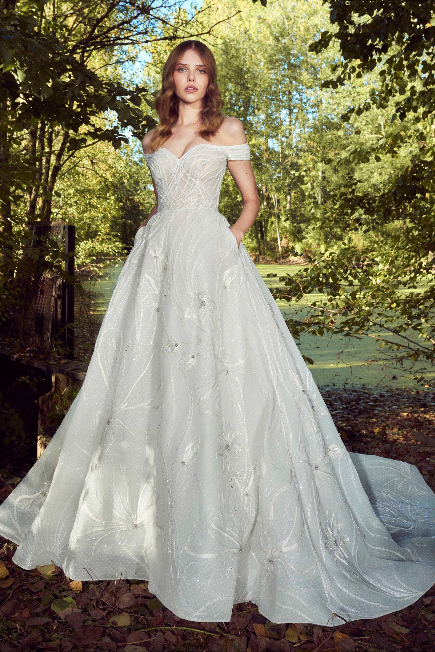 Zuhair Murad F/W 19 Bridal Look 12