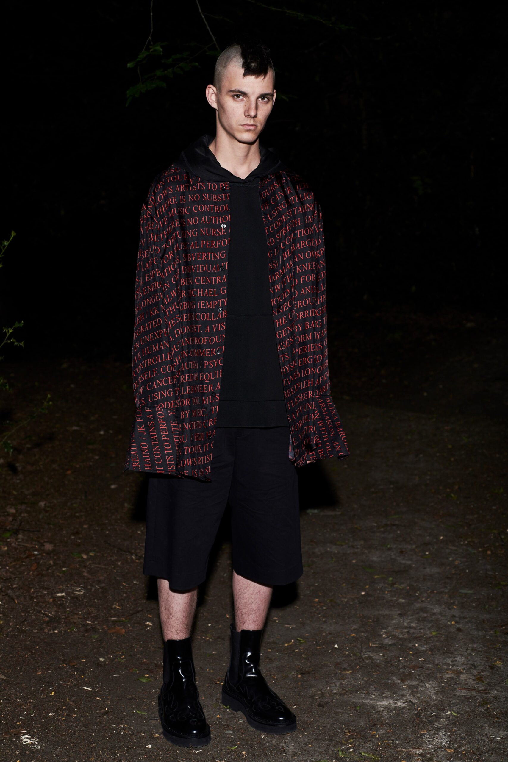 Yang Li S/S 19 Menswear Look 13