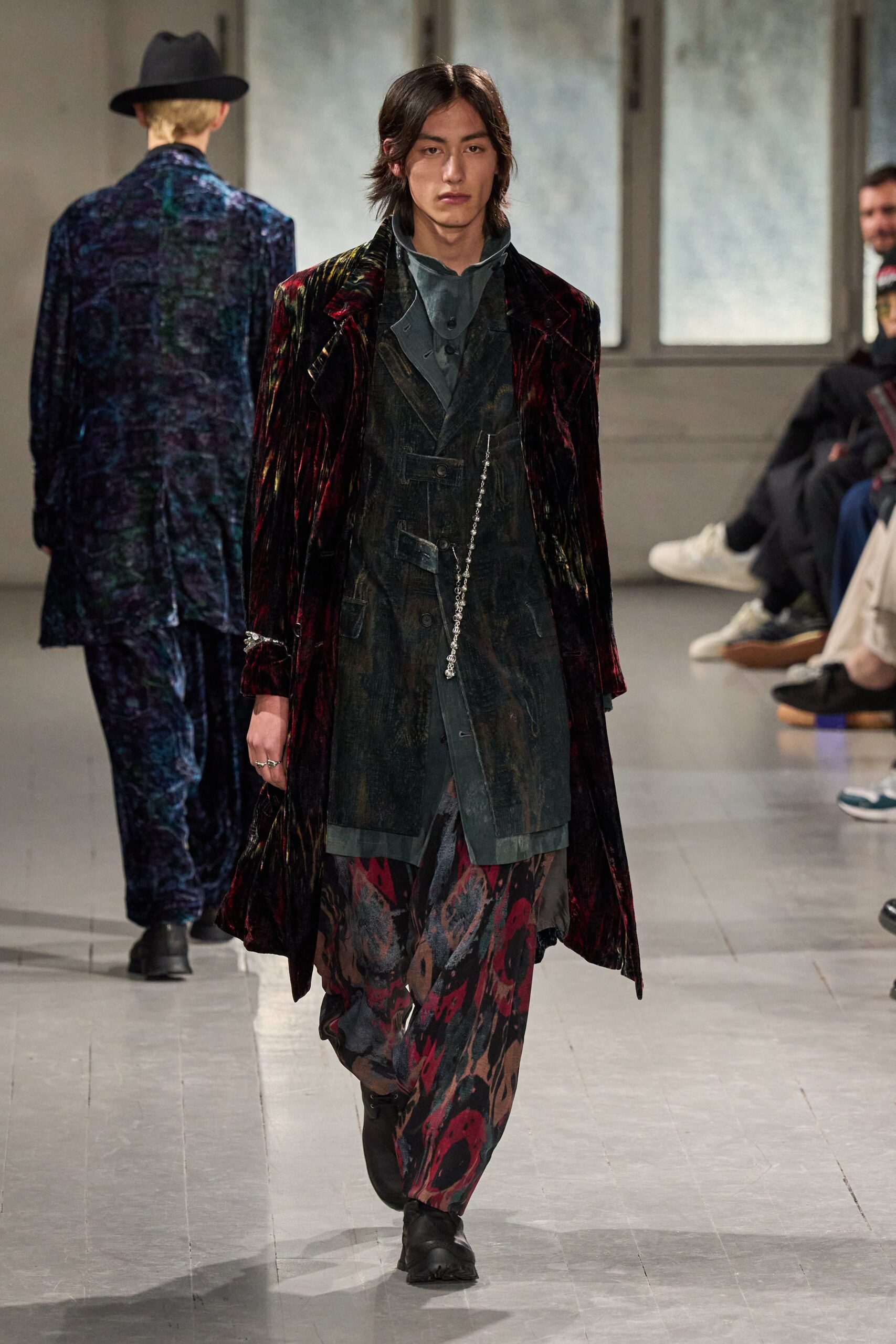 Yohji Yamamoto F/W 23 Menswear Look 13
