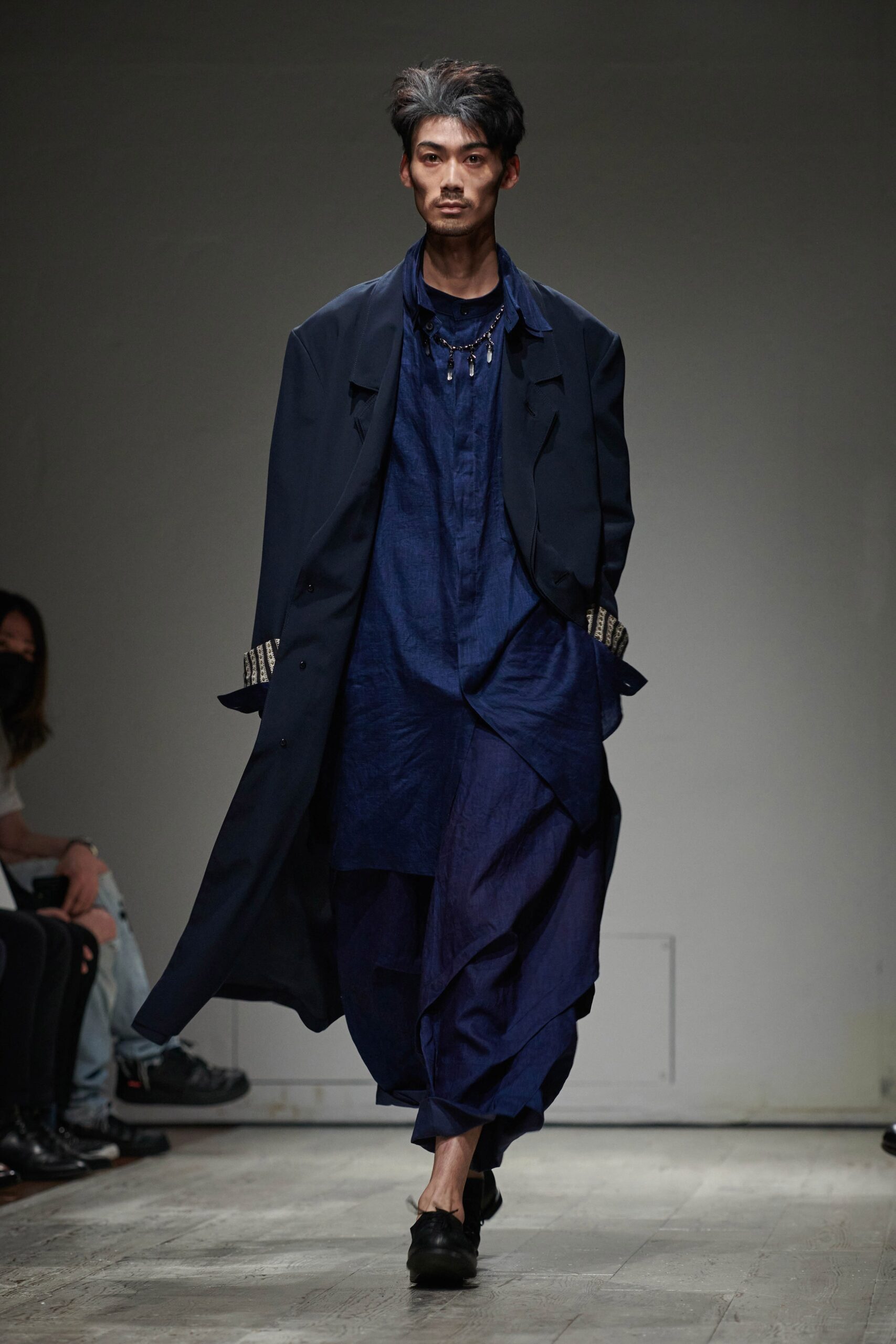 Yohji Yamamoto S/S 23 Menswear Look 13