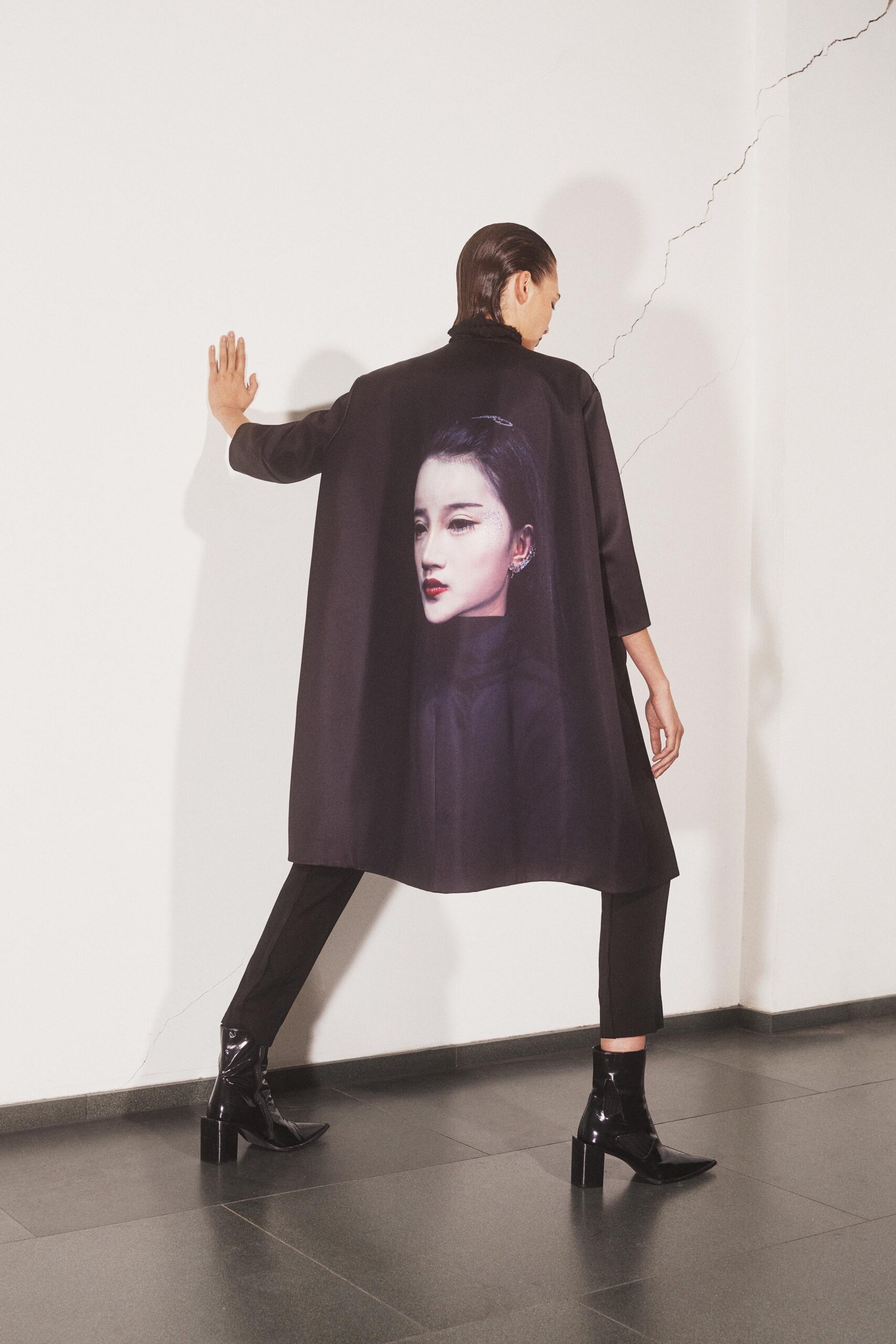 Yang Li Resort 20 Look 14