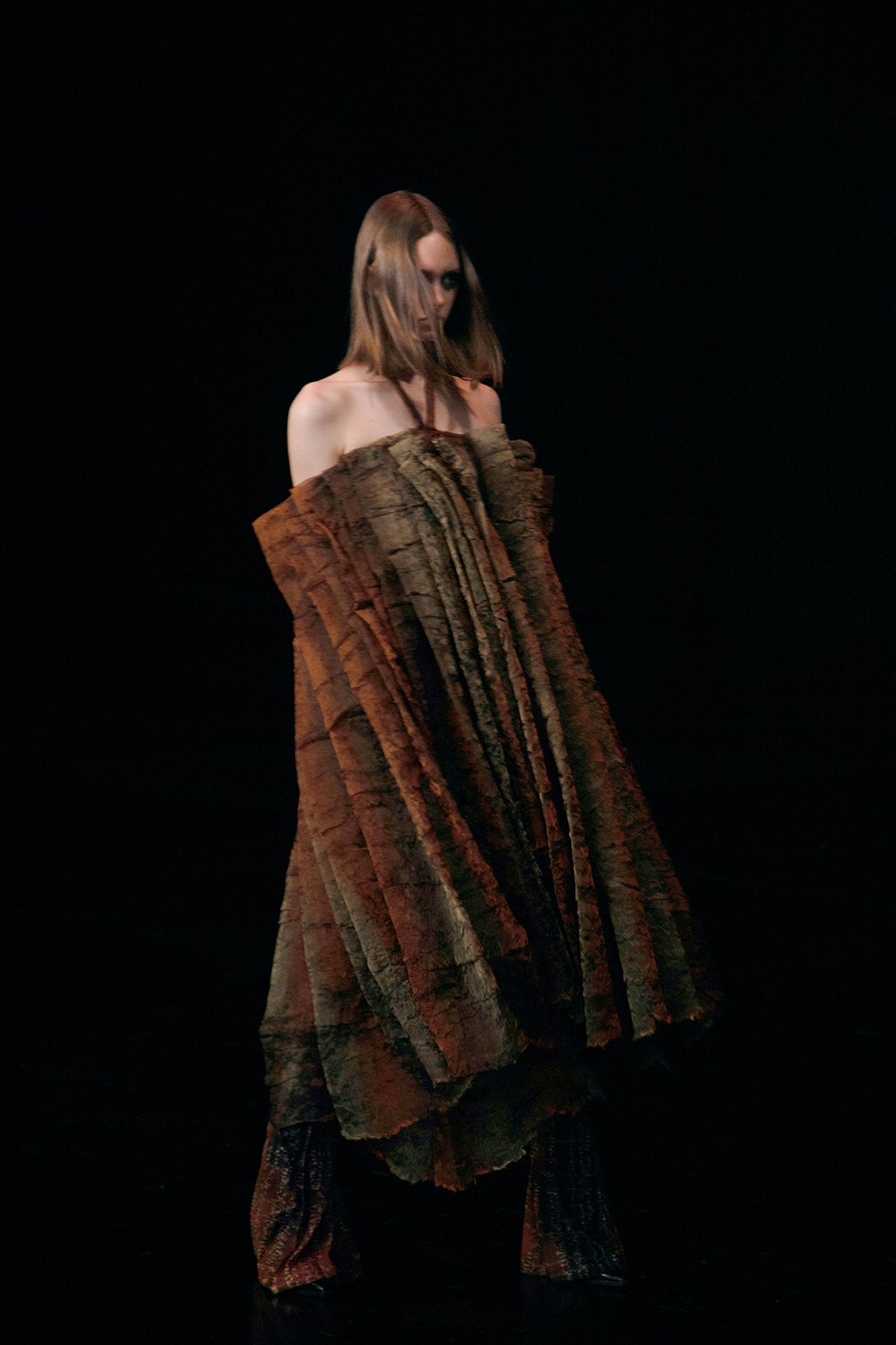 Yueqi Qi Shanghai S/S 23 Look 14