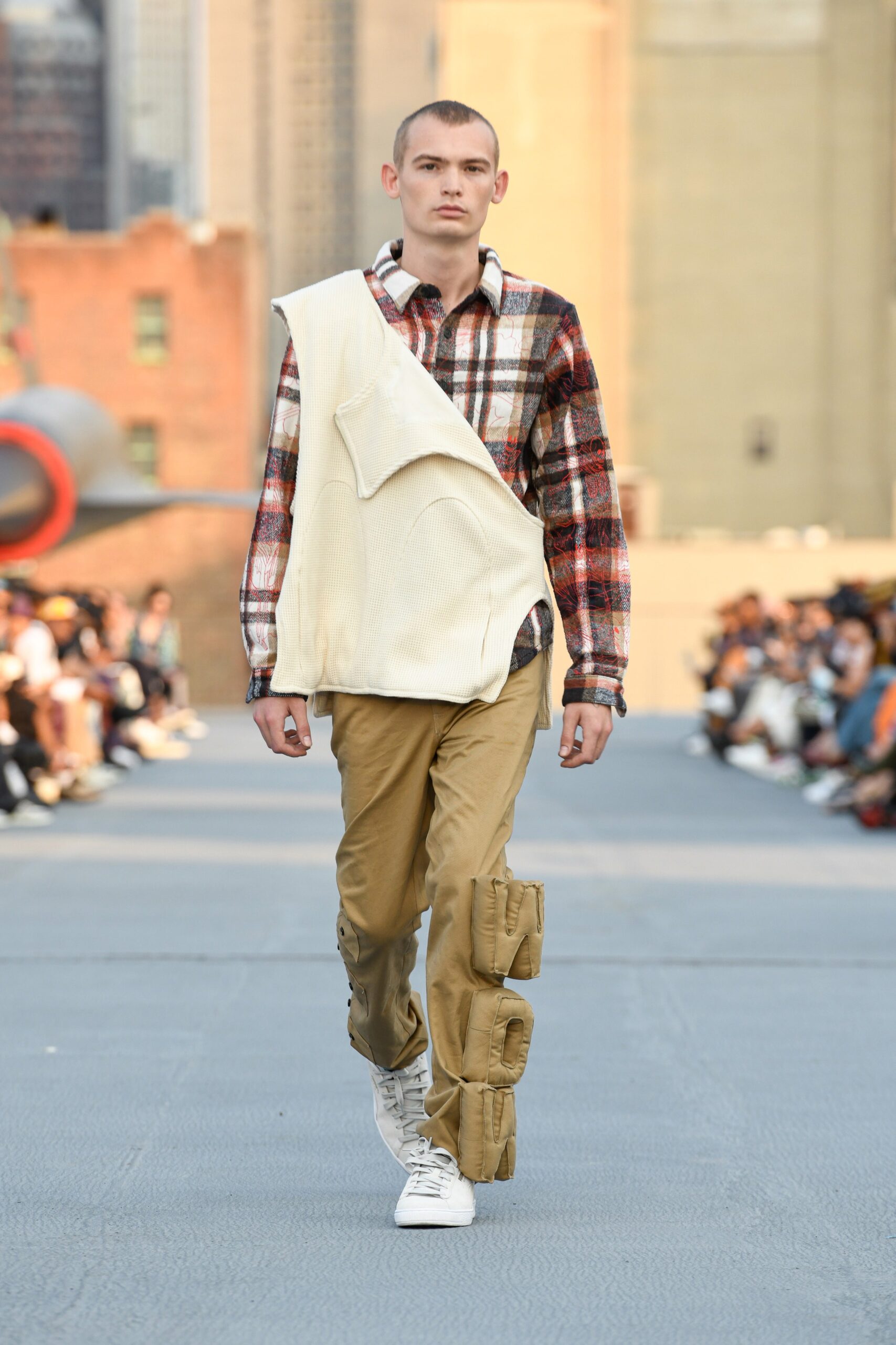 Who Decides War S/S 22 Menswear Look 15