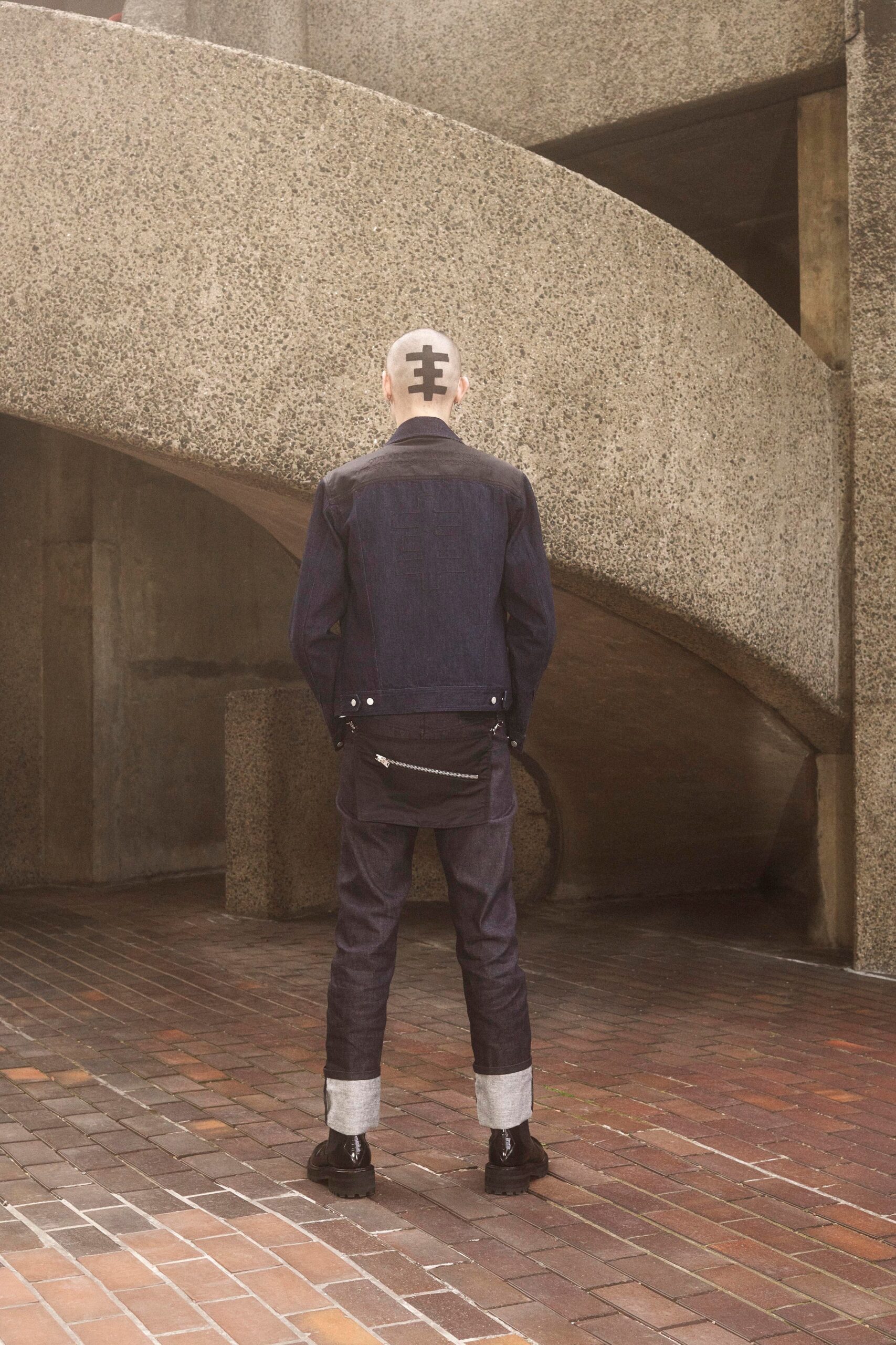 Yang Li S/S 20 Menswear Look 15