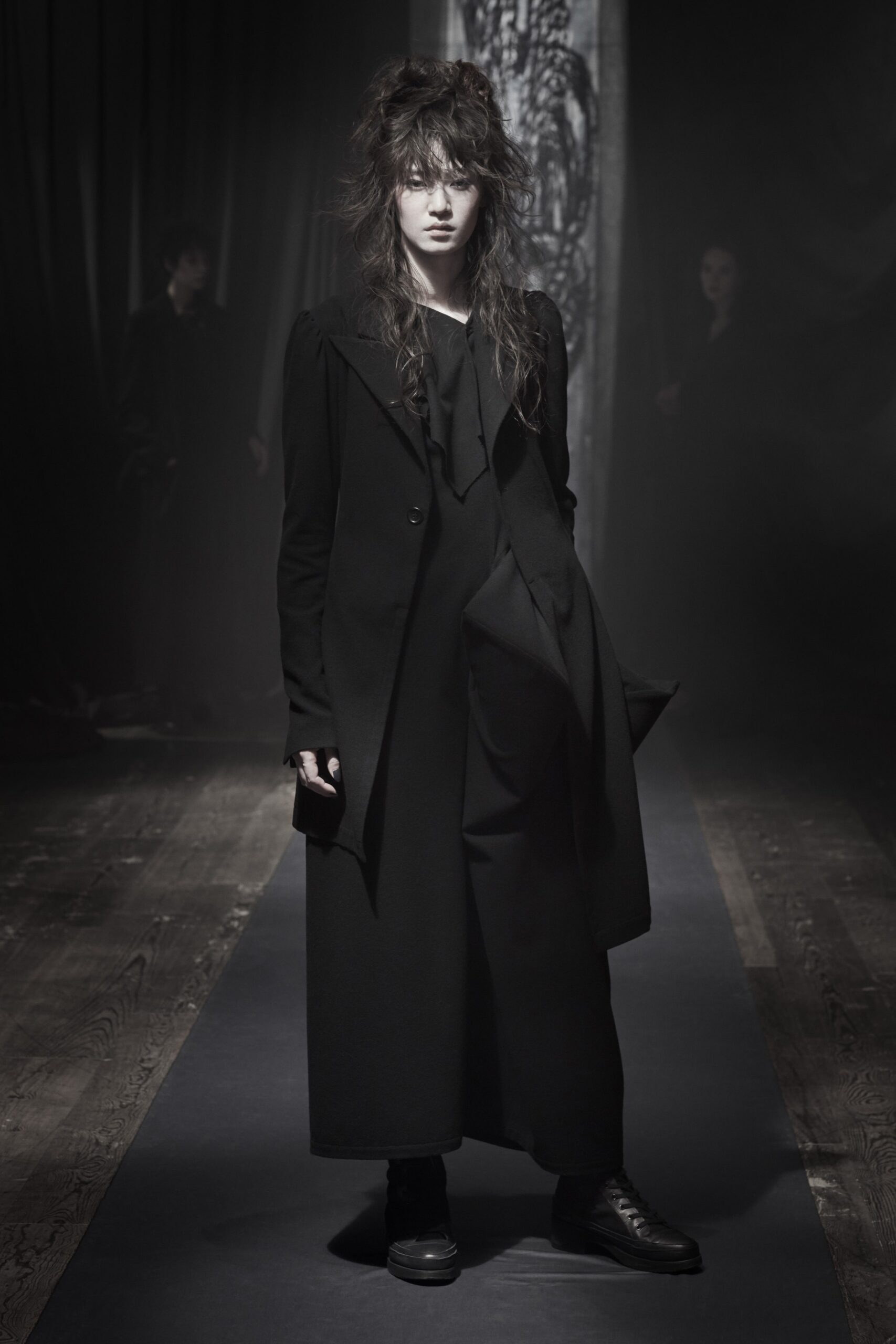 Yohji Yamamoto F/W 21 Look 15
