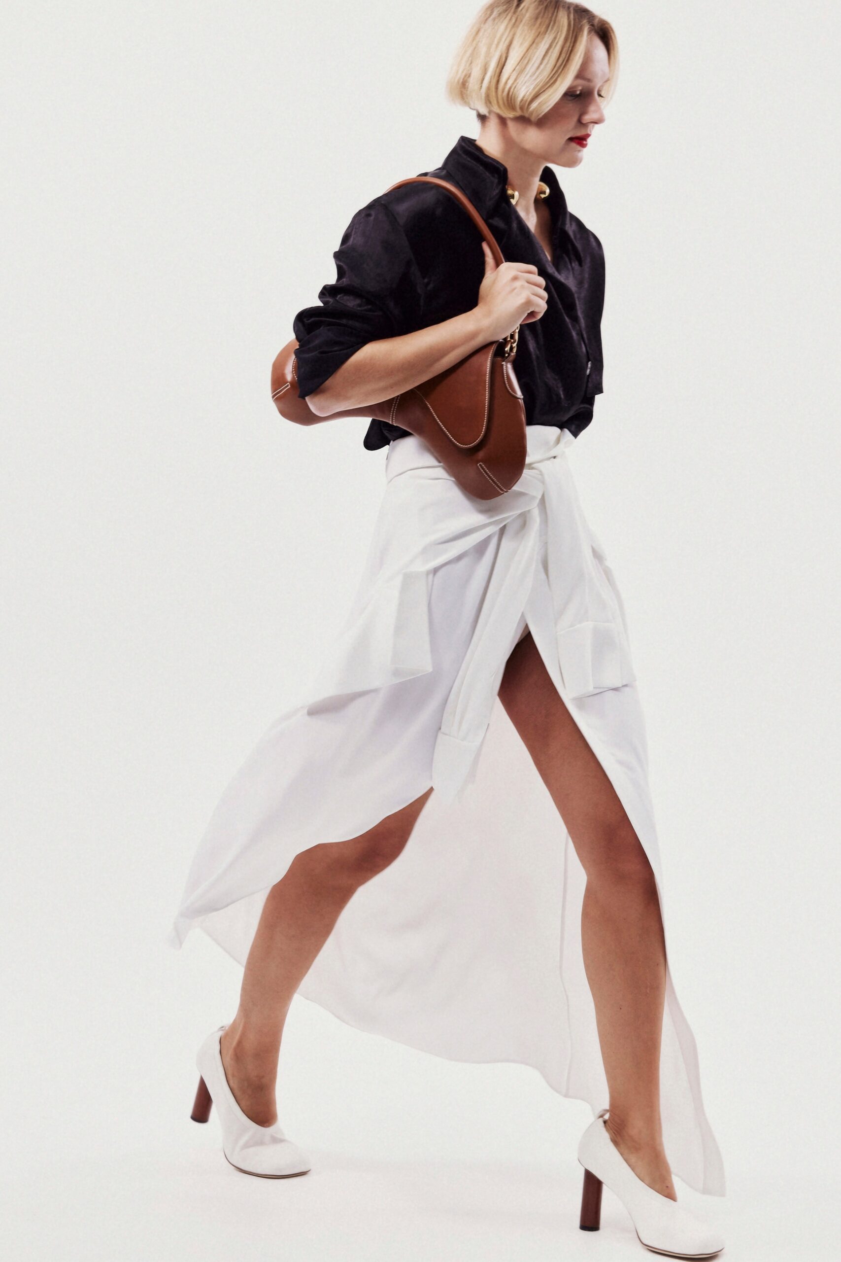 A.W.A.K.E. MODE S/S 24 Look 220