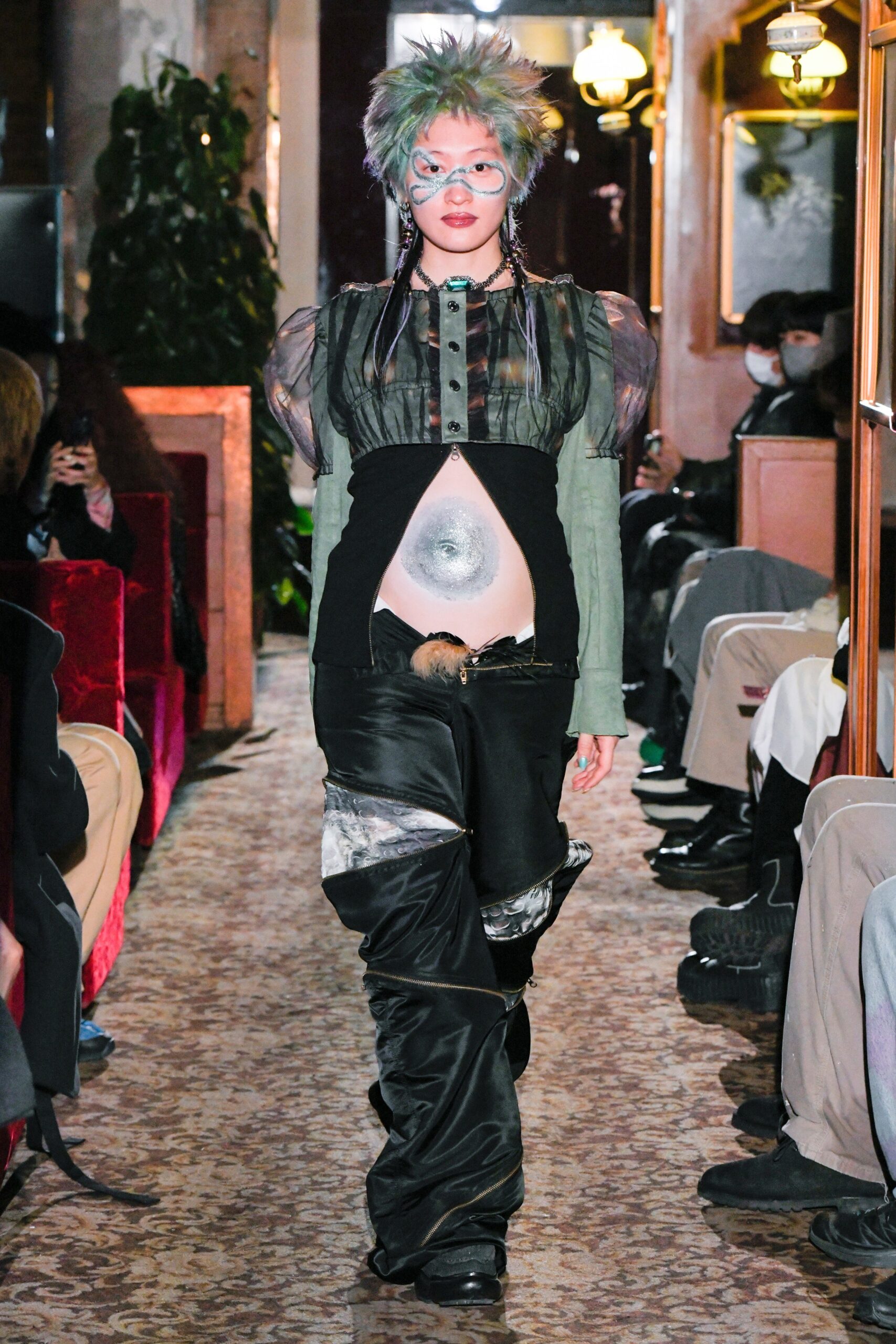 Yueqi Qi Tokyo F/W 23 Look 15