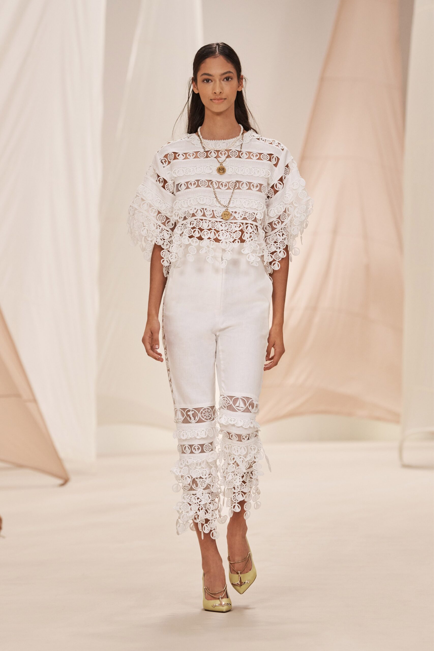 Zimmermann Resort 23 Look 15