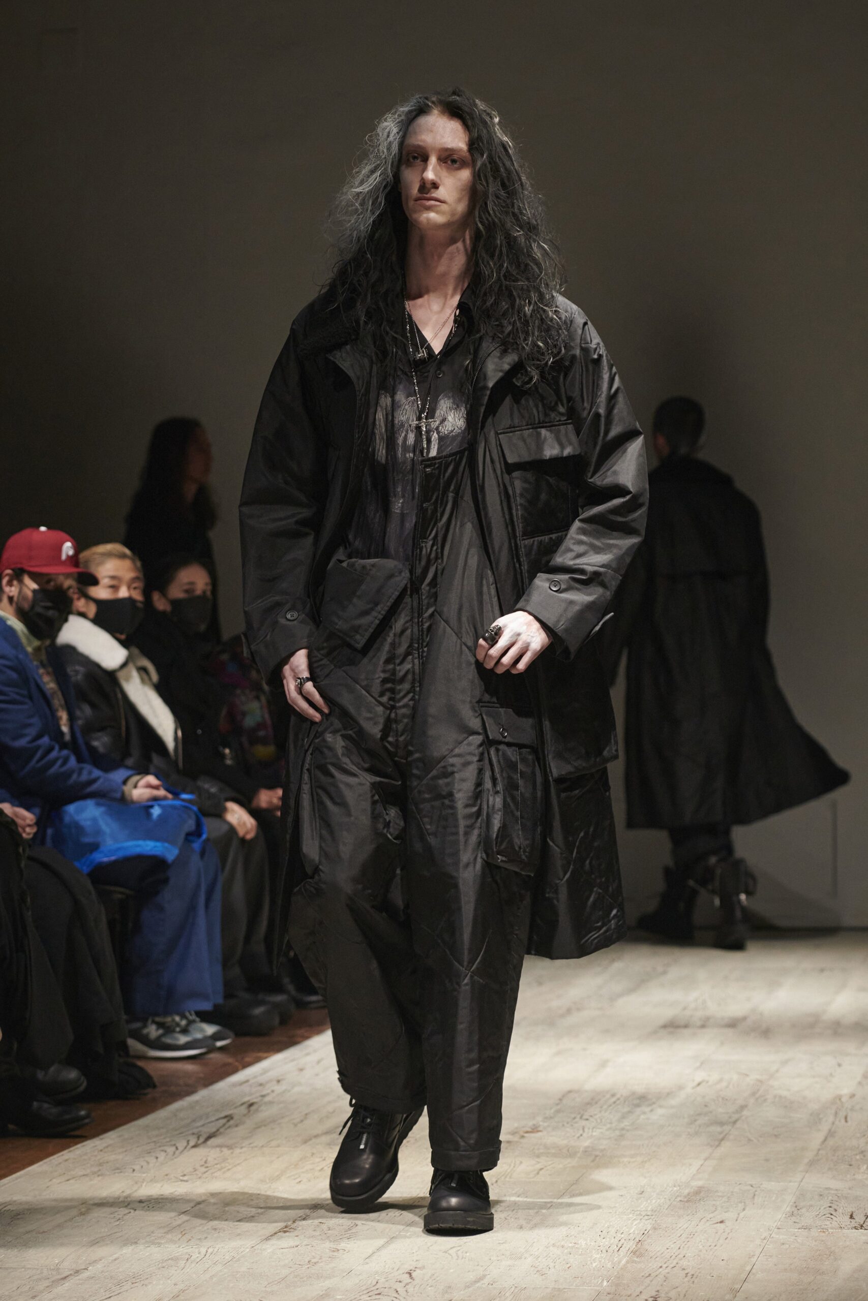 Yohji Yamamoto F/W 22 Menswear Look 16
