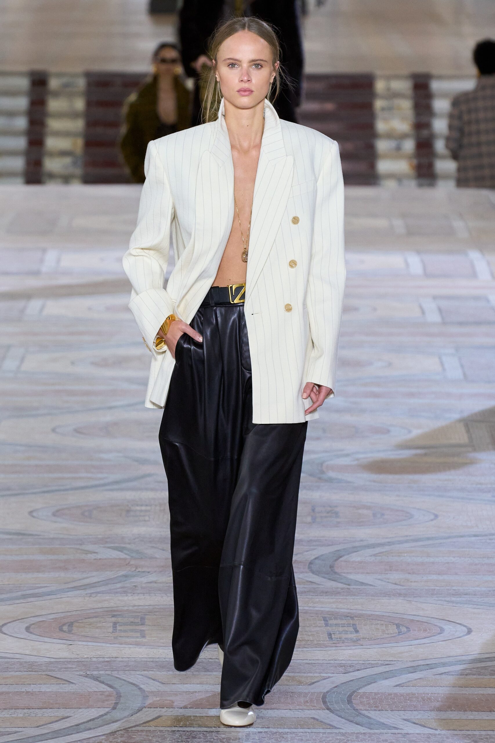 Zimmermann F/W 23 Look 16