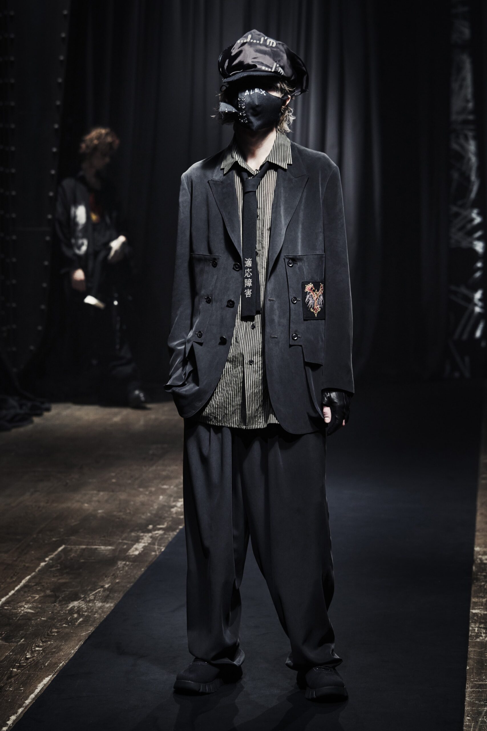 Yohji Yamamoto F/W 21 Menswear Look 17