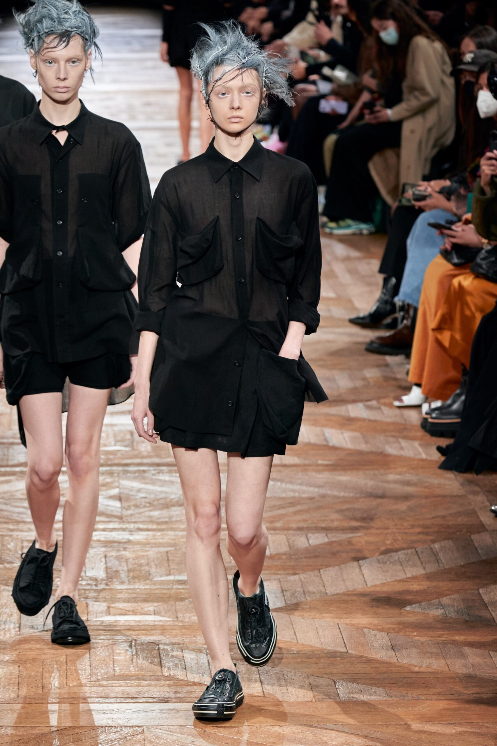 Yohji Yamamoto S/S 22 Look 17