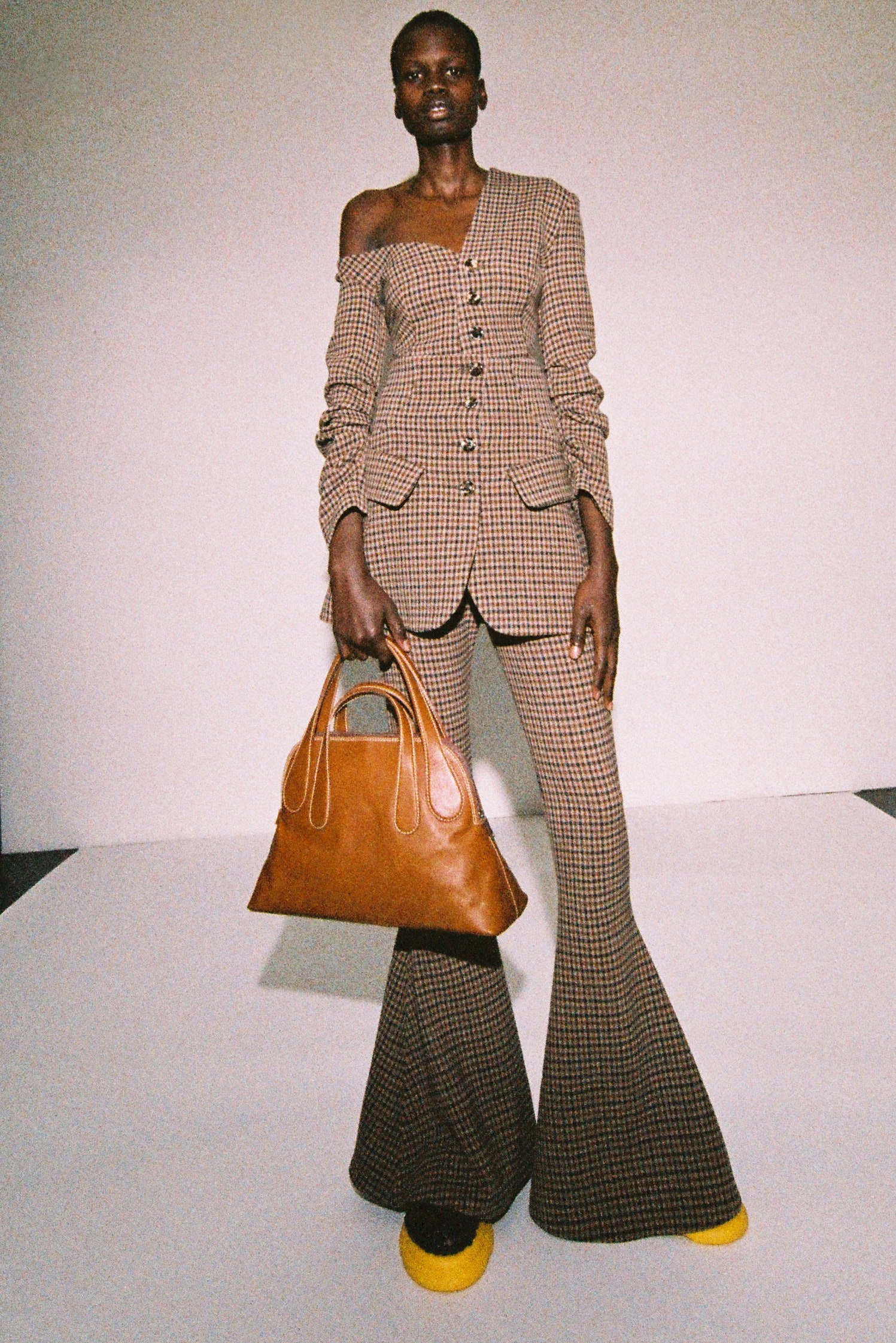 A.W.A.K.E. MODE Resort 23 Look 306