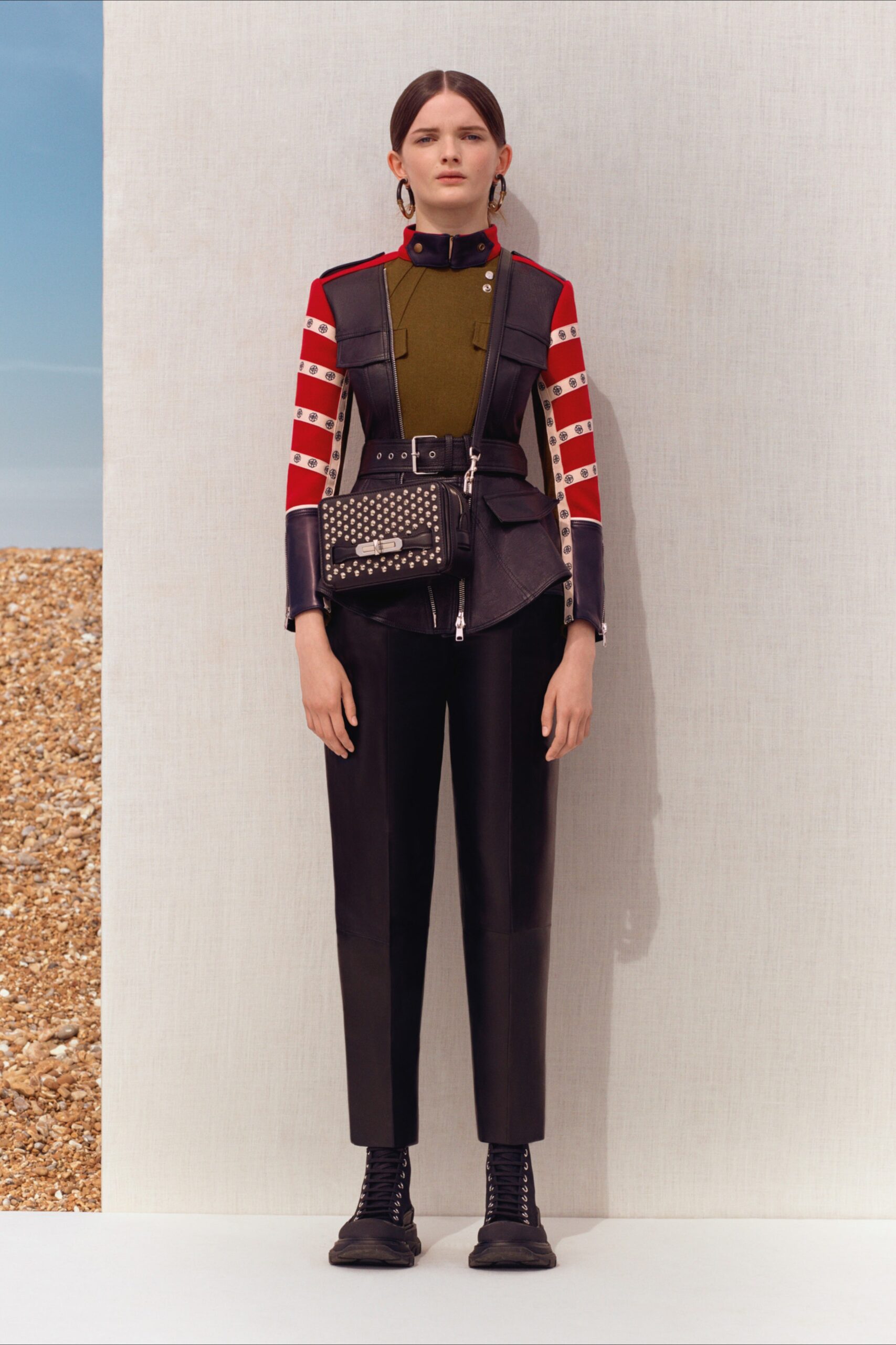 Alexander McQueen Resort 20 Look 18