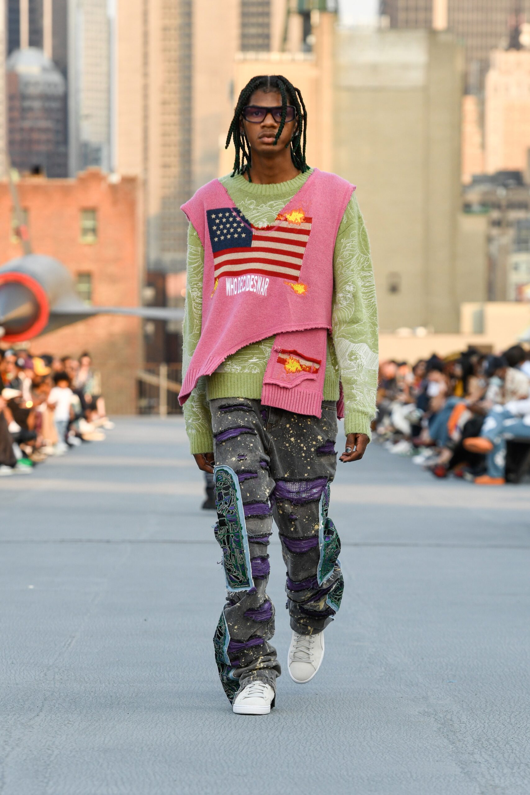 Who Decides War S/S 22 Menswear Look 18