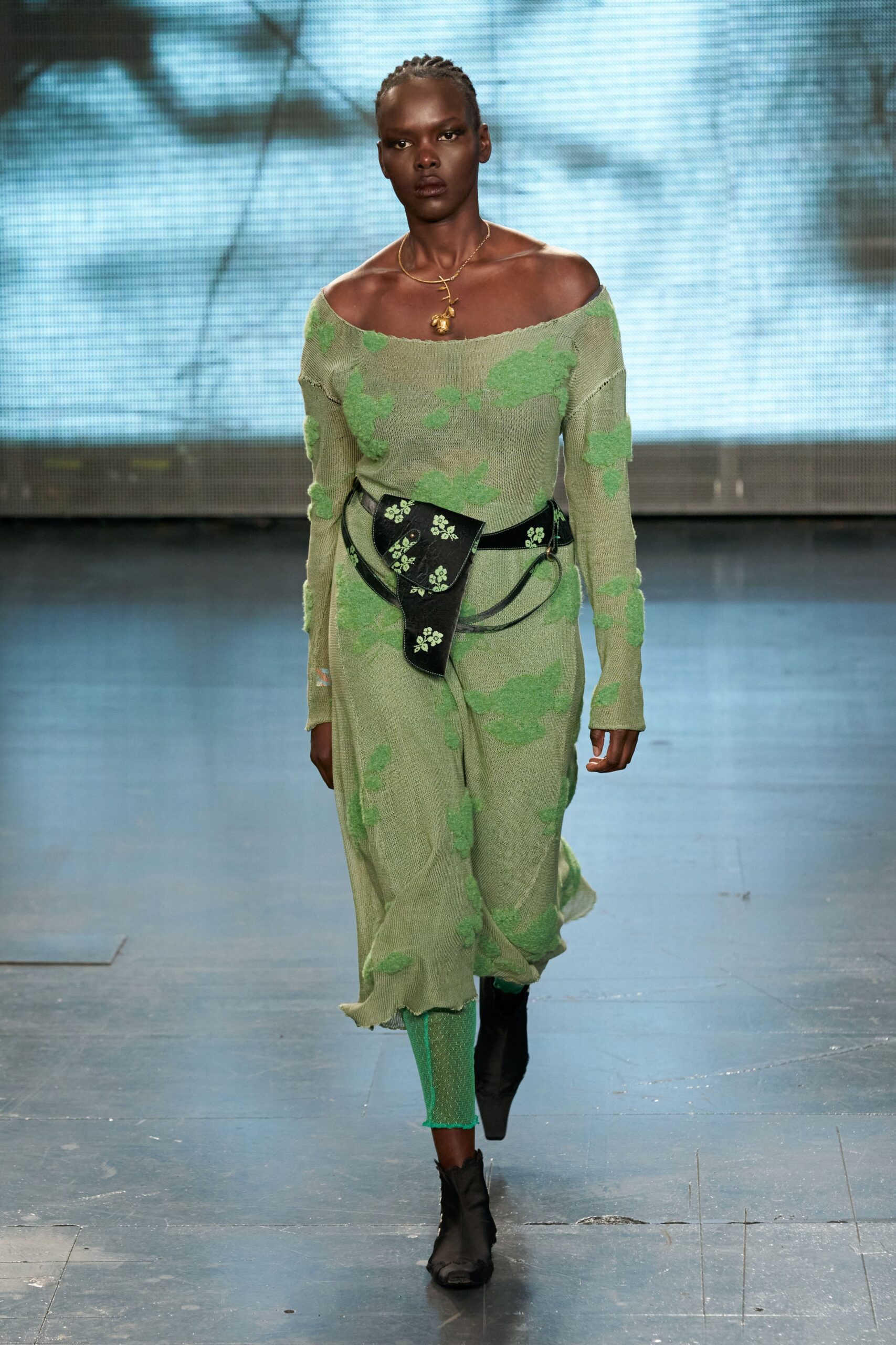 Yuhan Wang S/S 22 Look 18