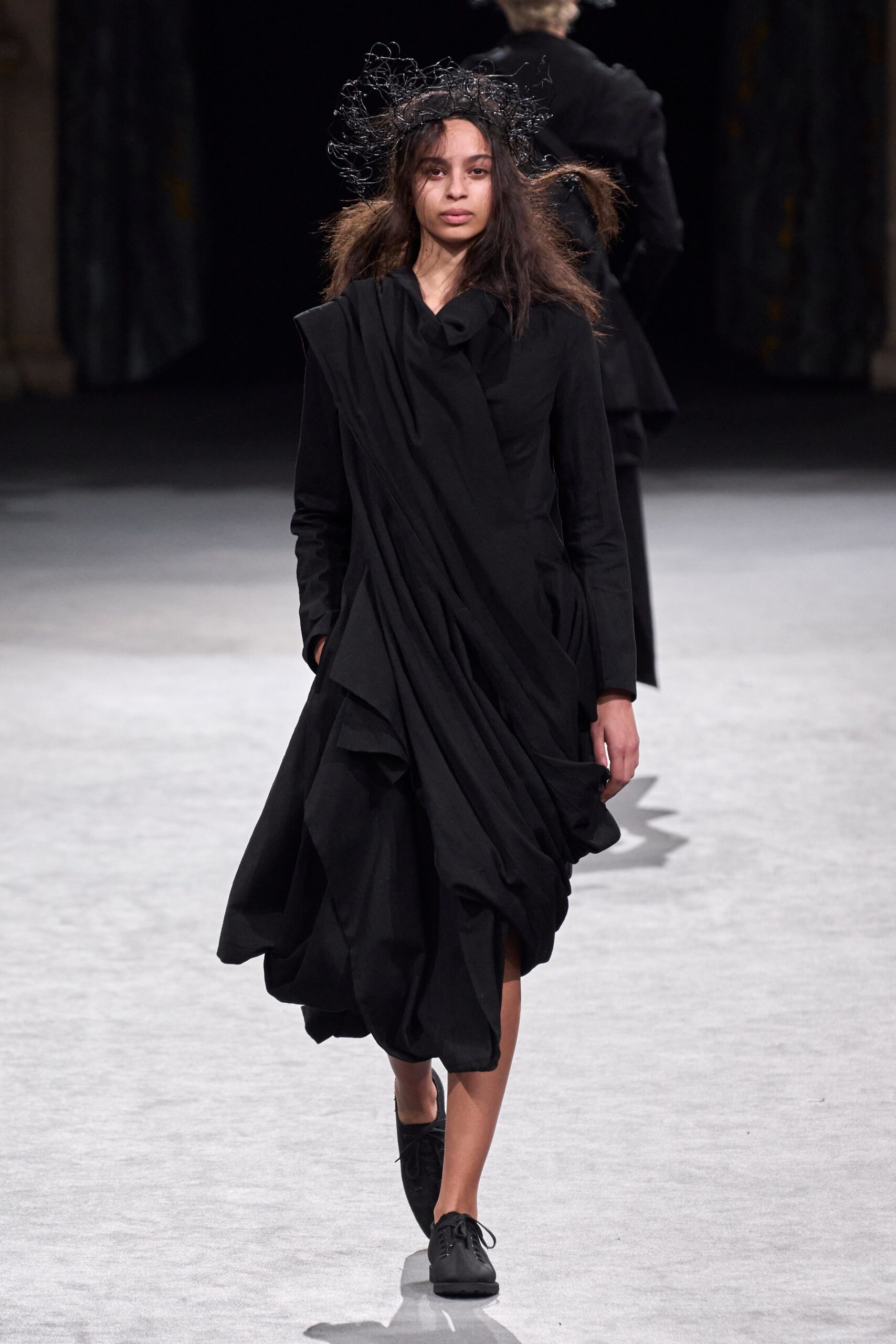 Yohji Yamamoto F/W 23 Look 18