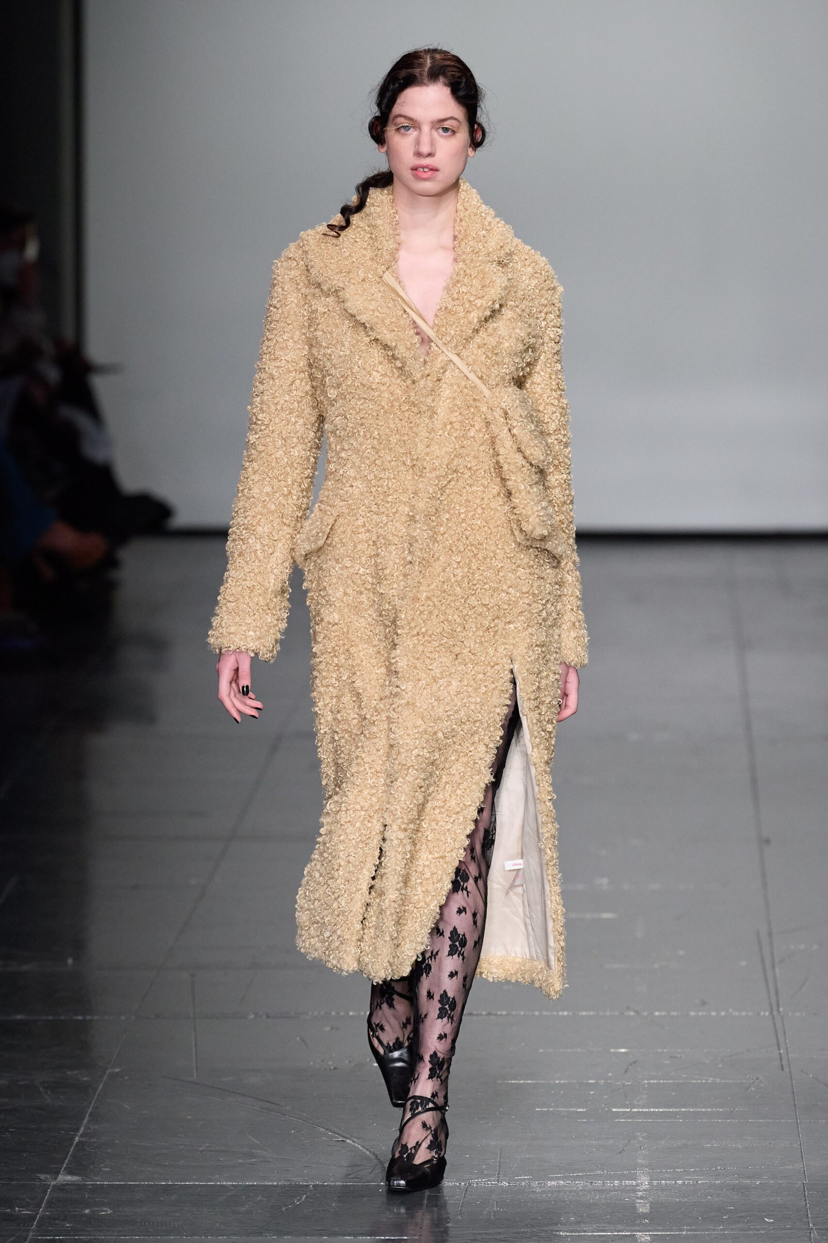 Yuhan Wang F/W 22 Look 19