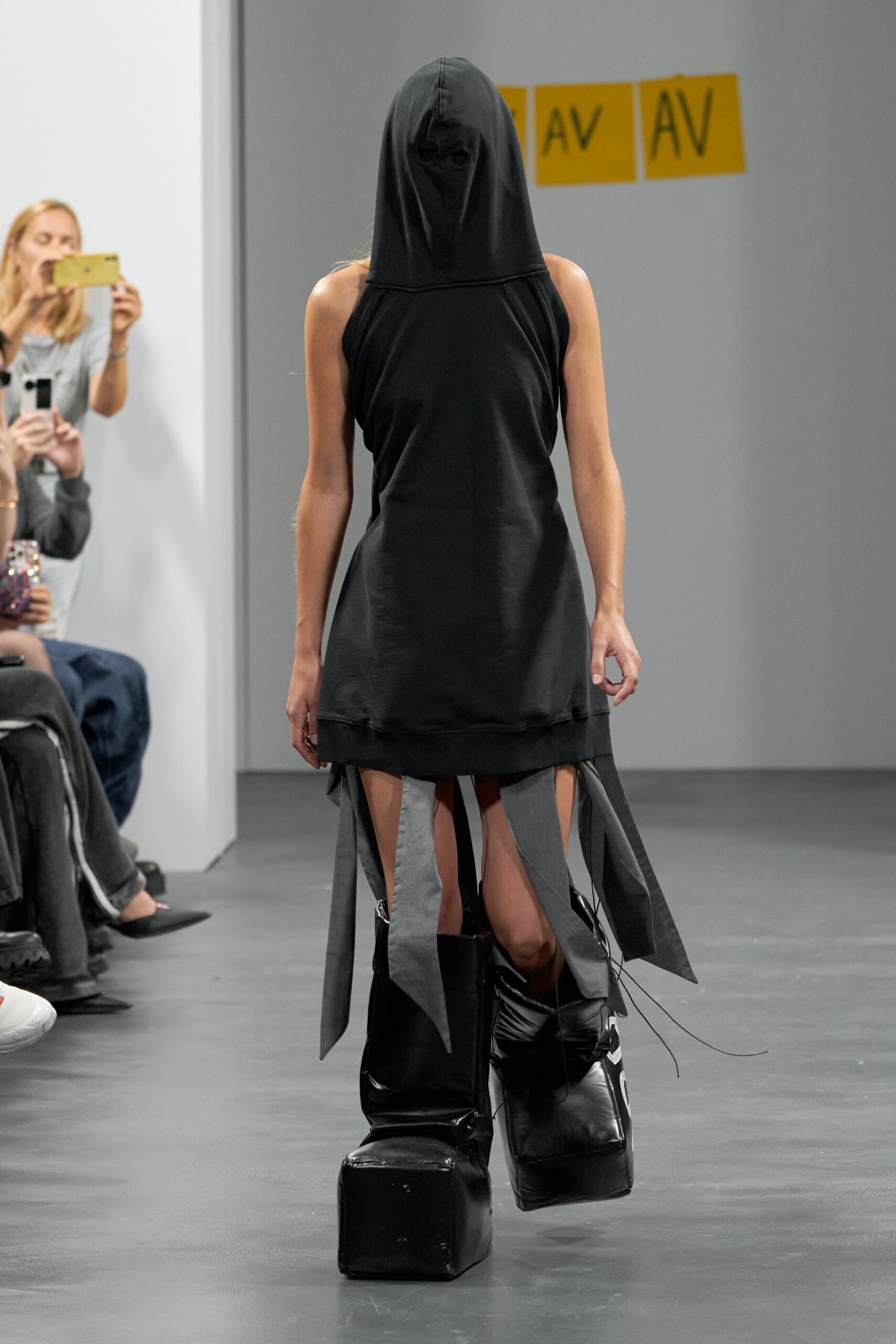 Avavav S/S 24 Look 195