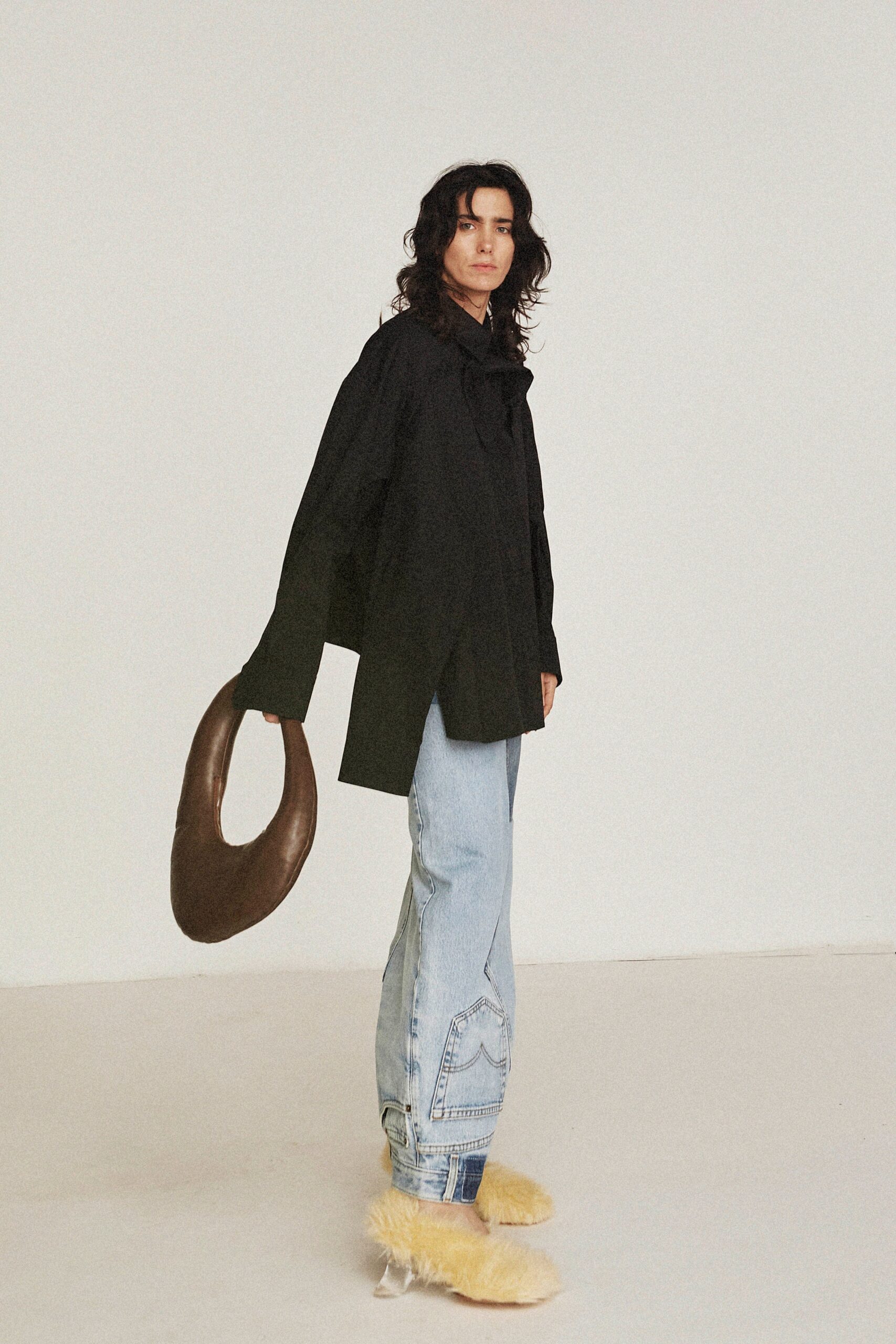 A.W.A.K.E. MODE Resort 23 Look 337