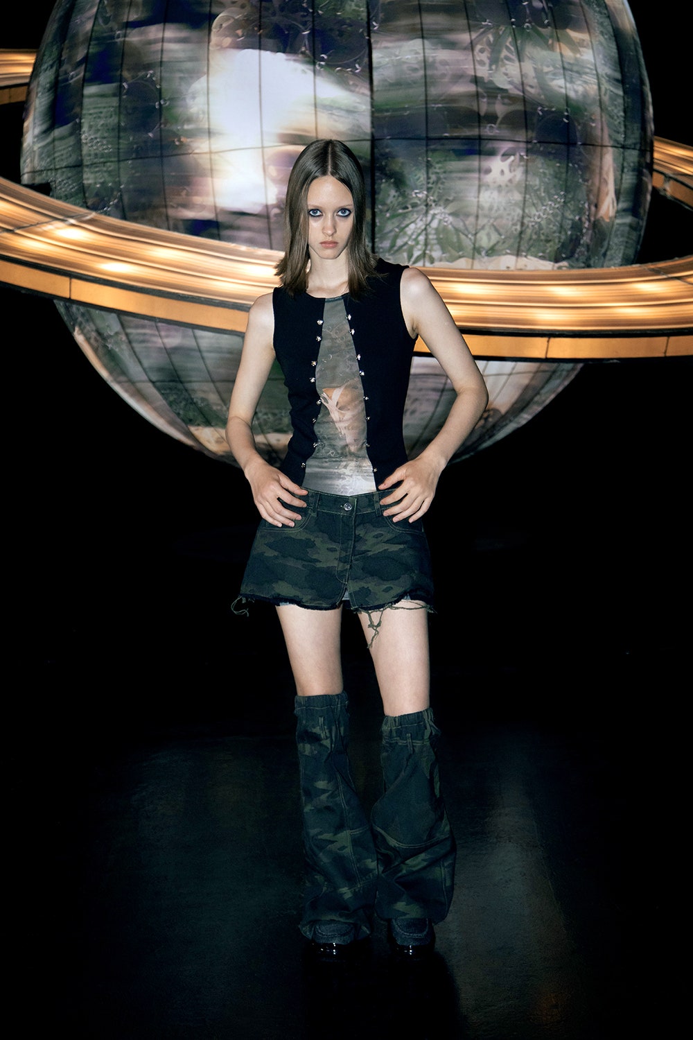 Yueqi Qi Shanghai S/S 23 Look 19