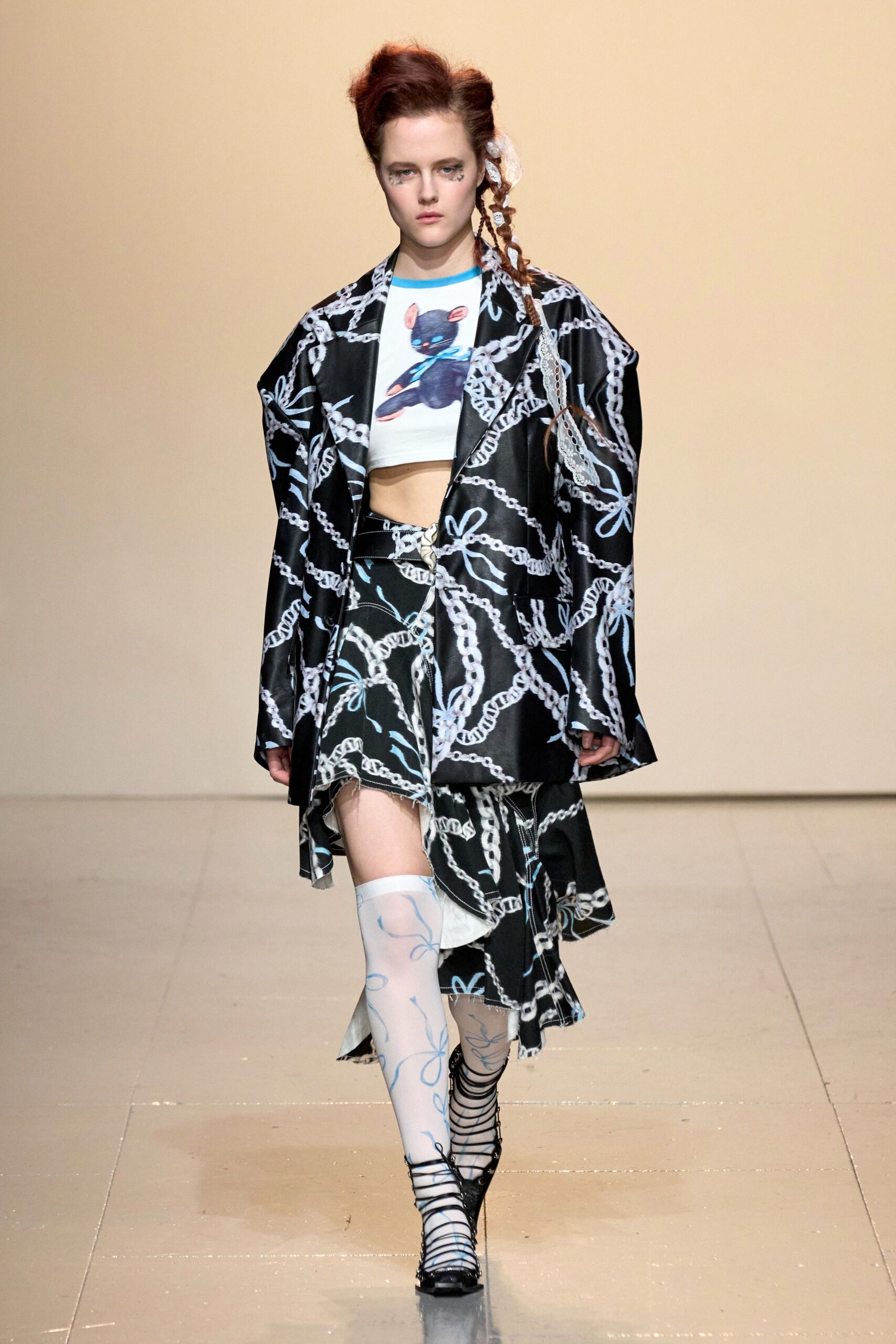 Yuhan Wang F/W 23 Look 19