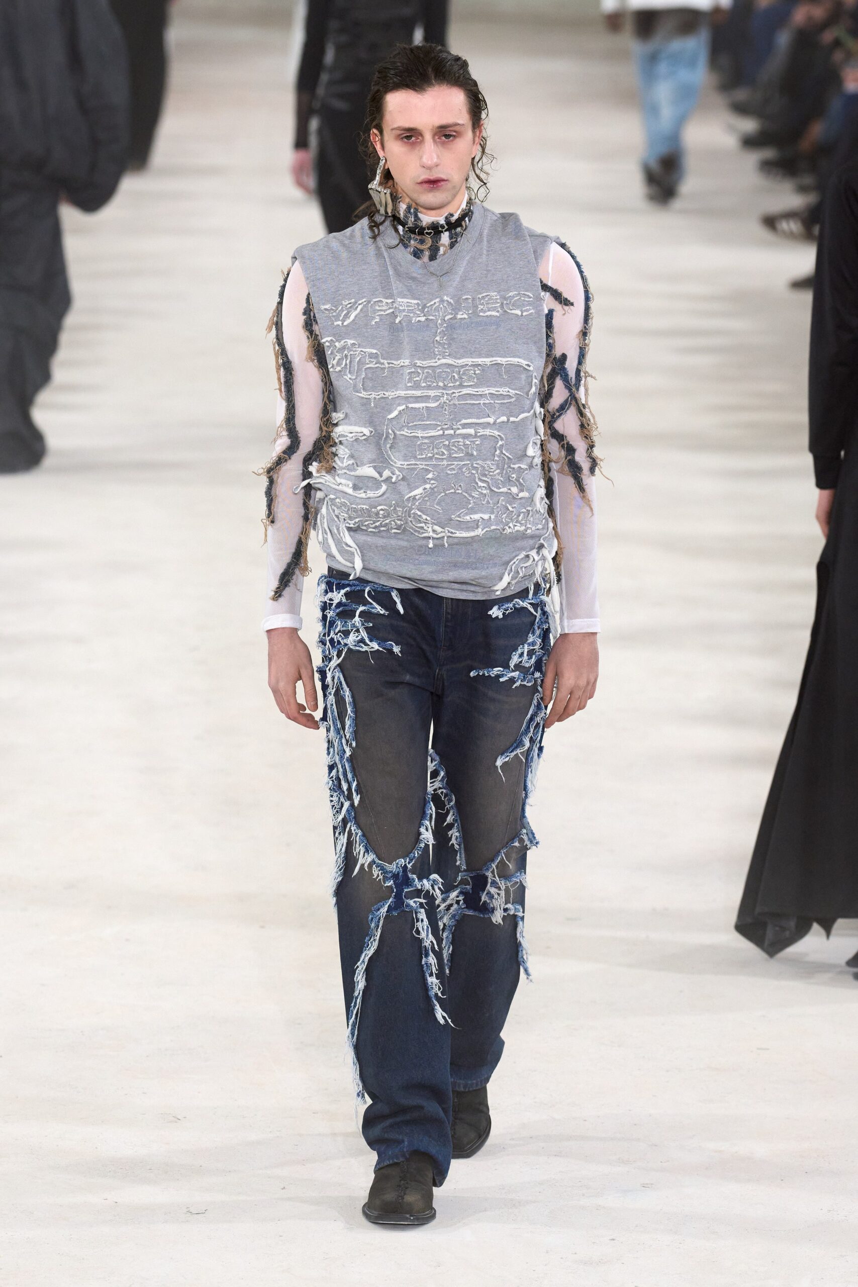 Y/Project F/W 23 Look 20