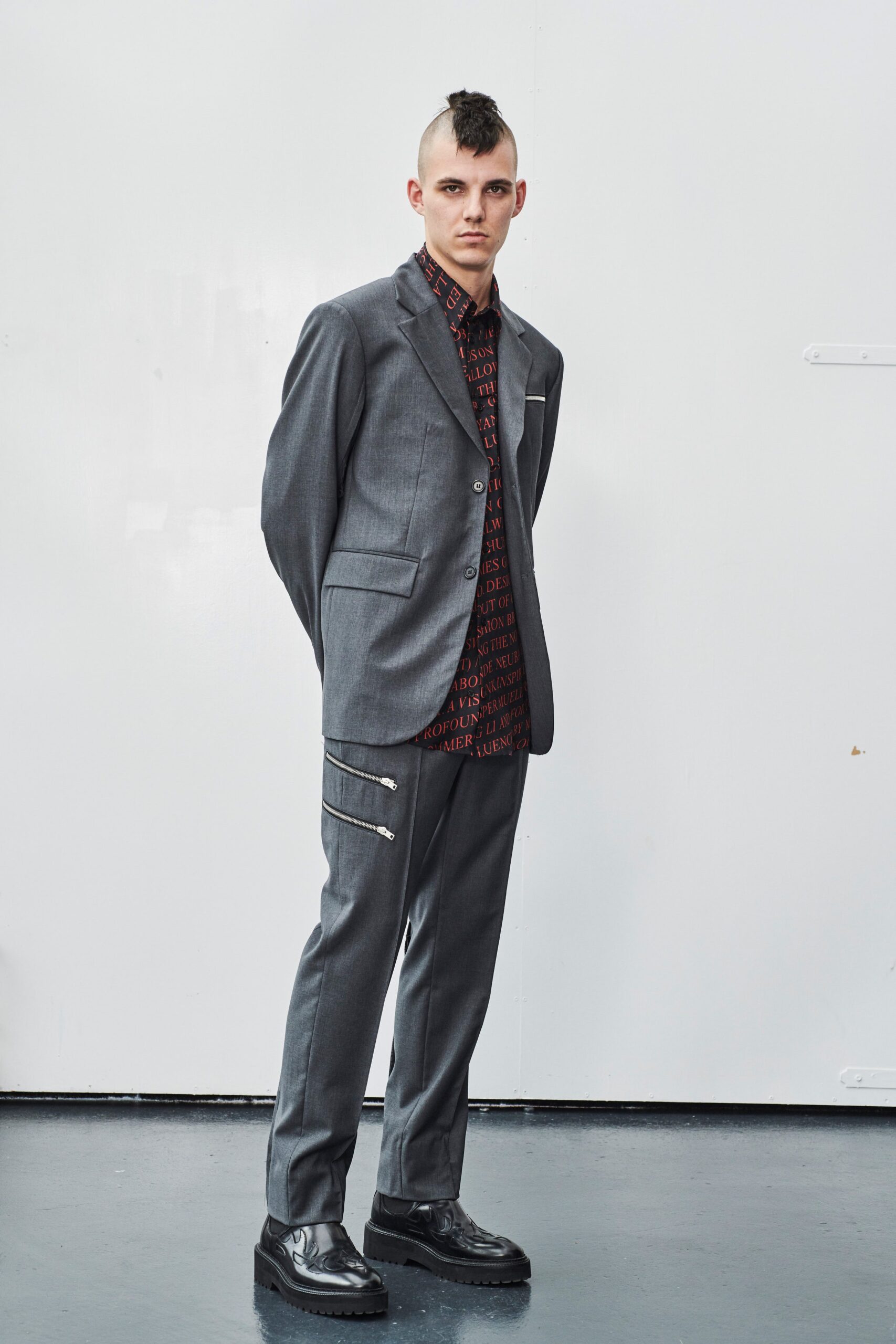 Yang Li S/S 19 Menswear Look 20