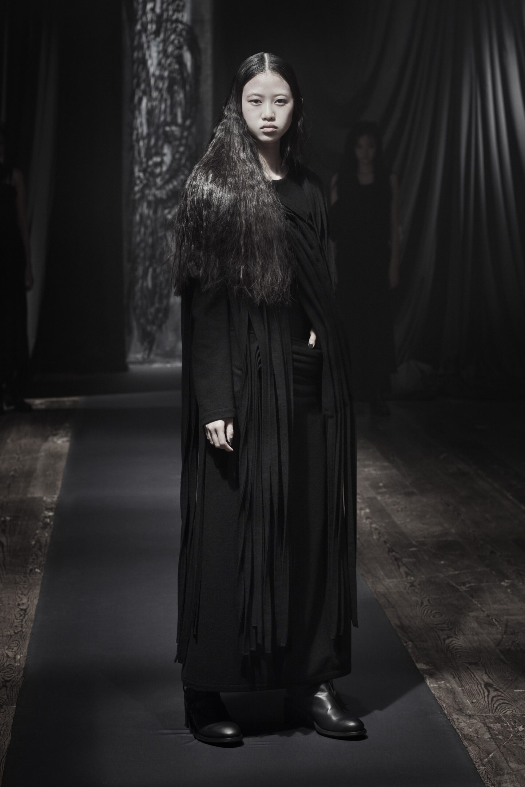 Yohji Yamamoto F/W 21 Look 21