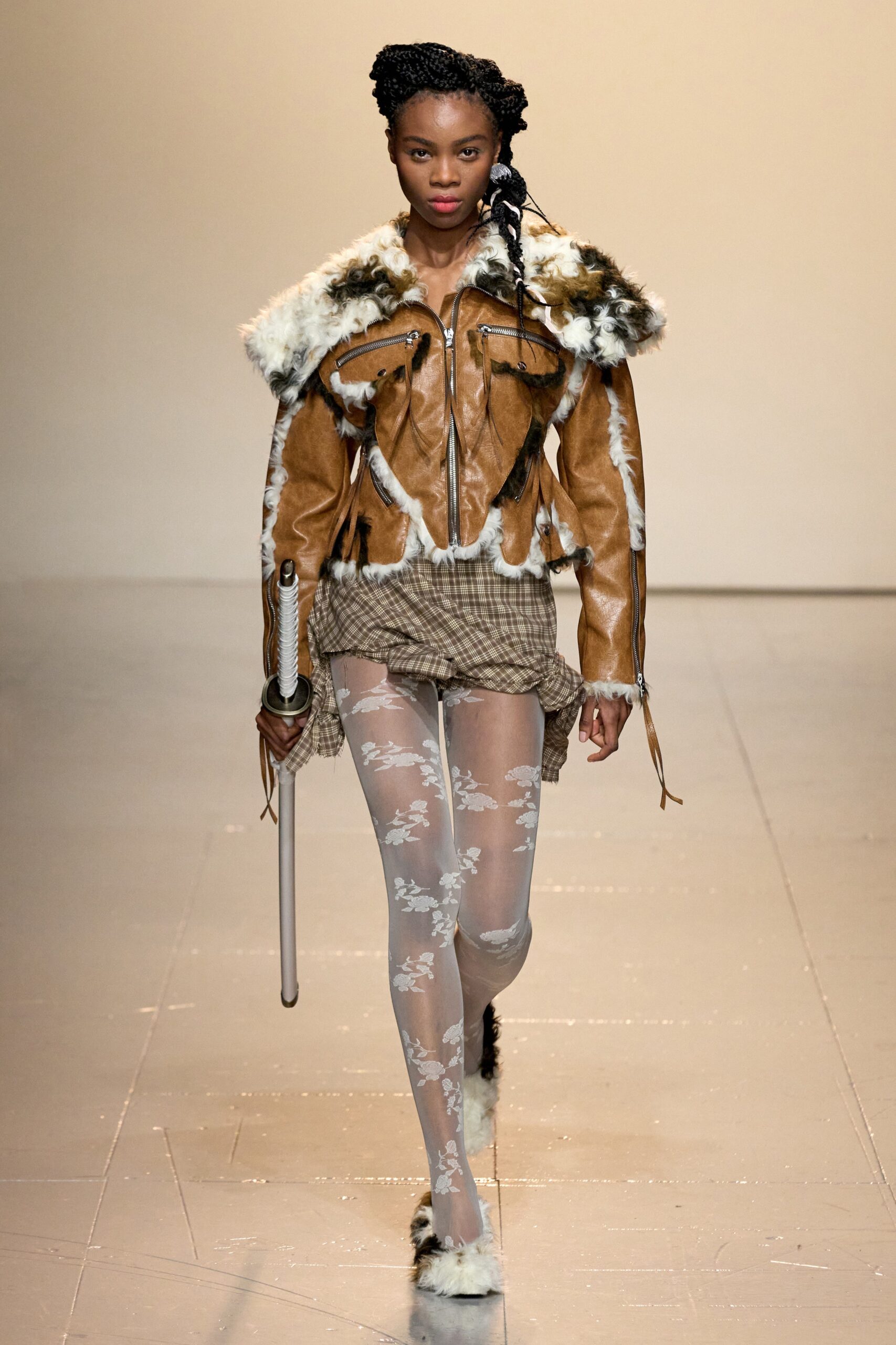 Yuhan Wang F/W 23 Look 21