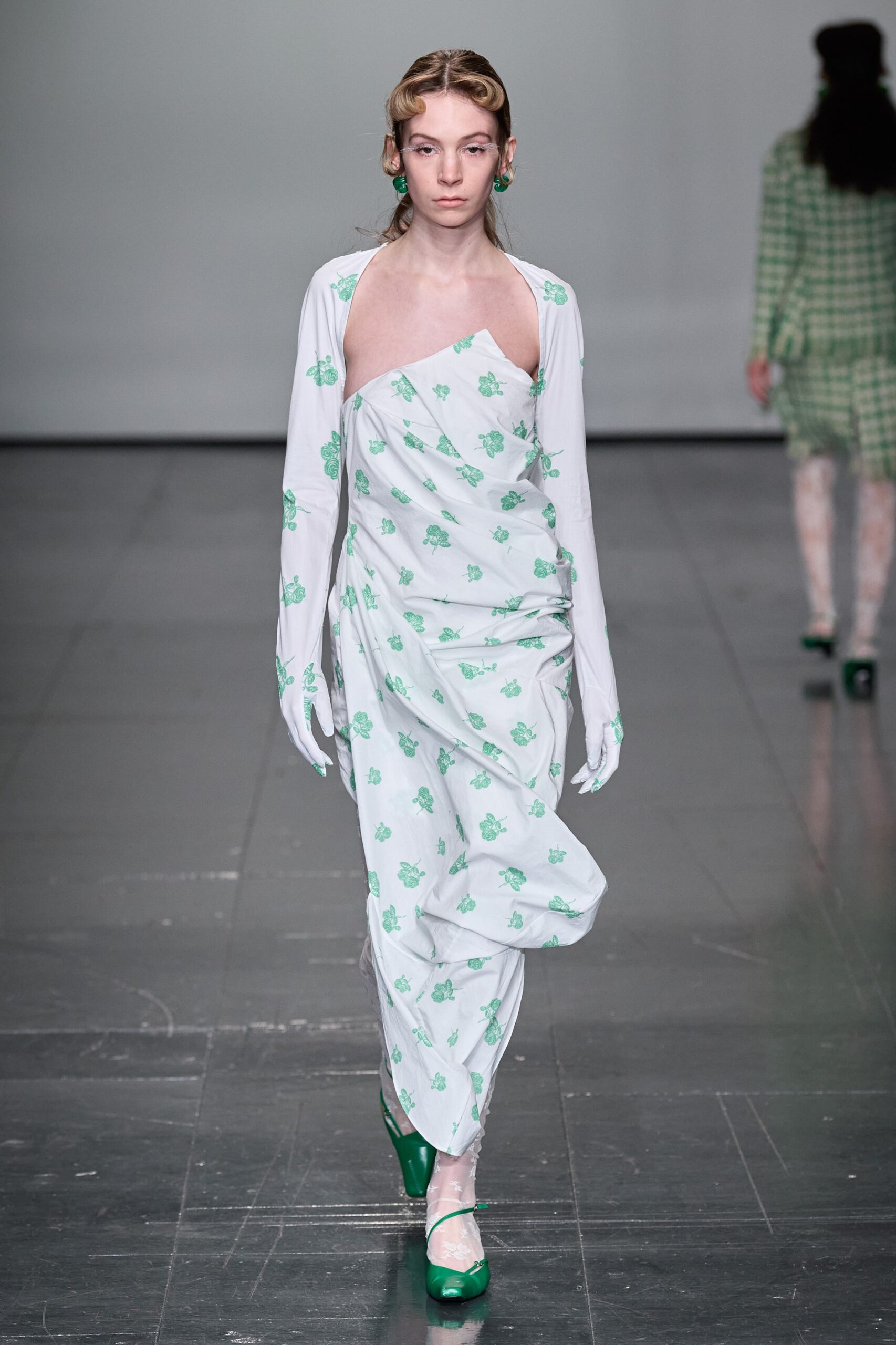 Yuhan Wang F/W 22 Look 22
